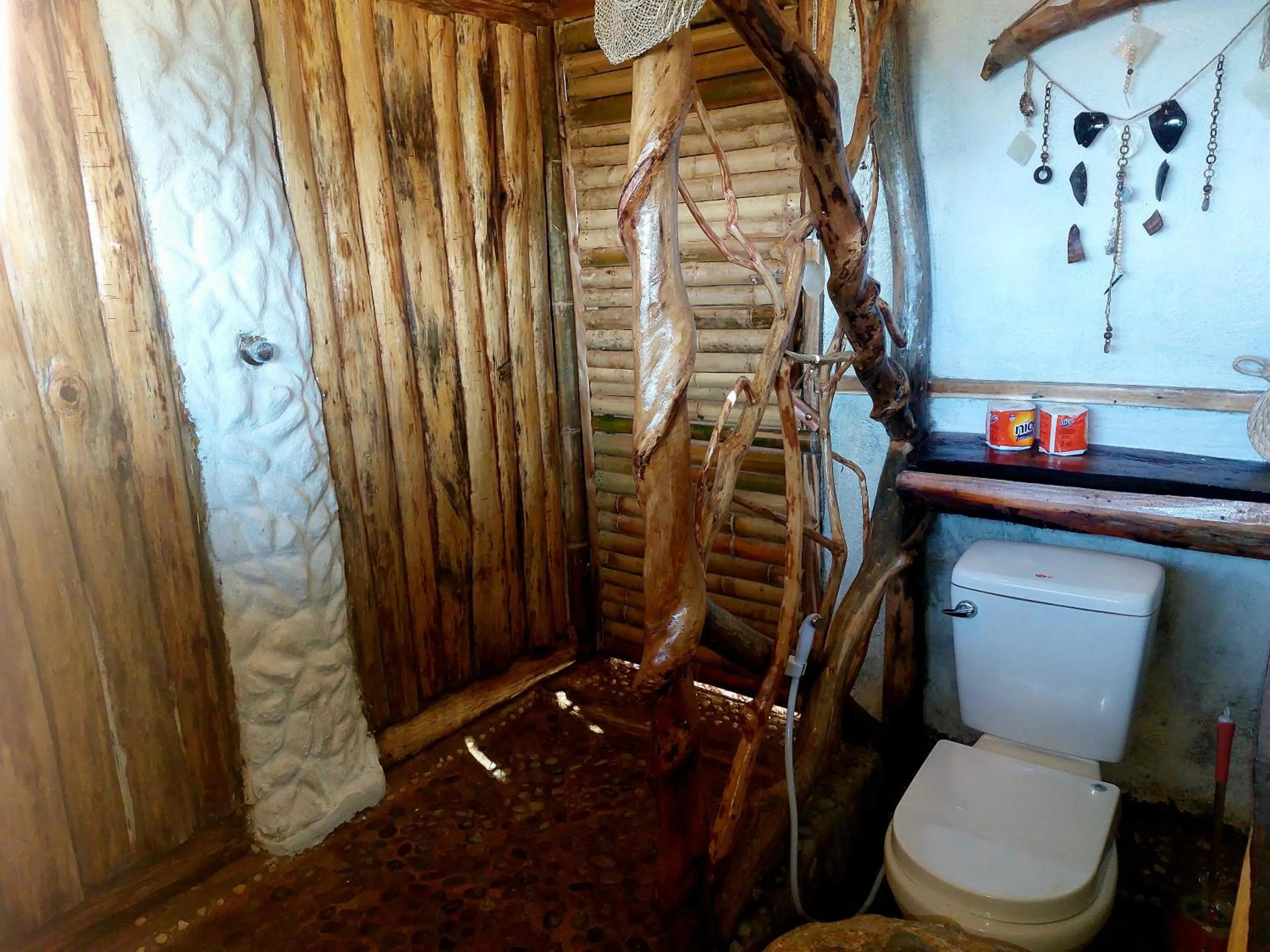 Toilet in Jungle Bar Honeymoon suite & private pool