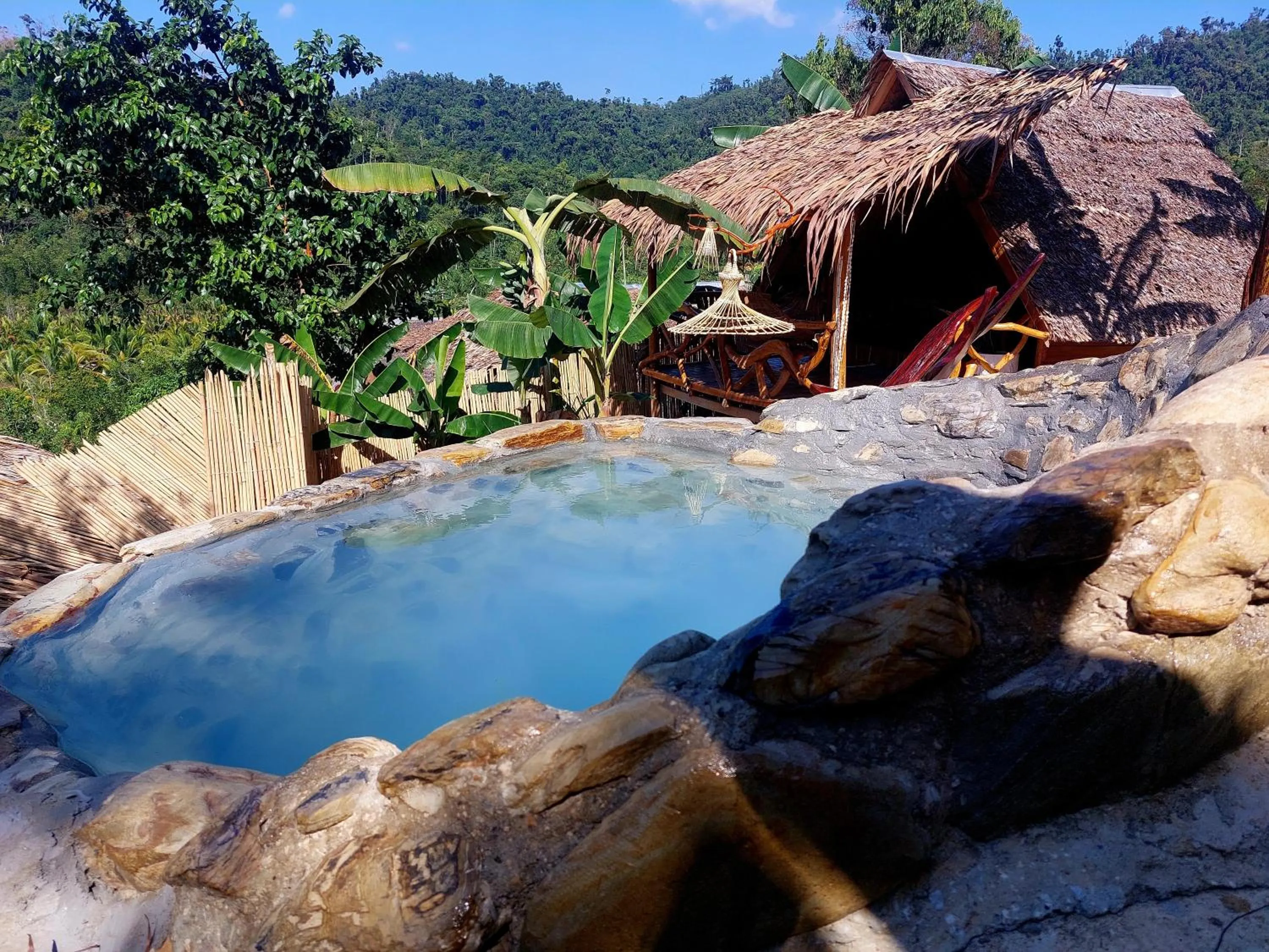 Mountain view in Jungle Bar Honeymoon suite & private pool