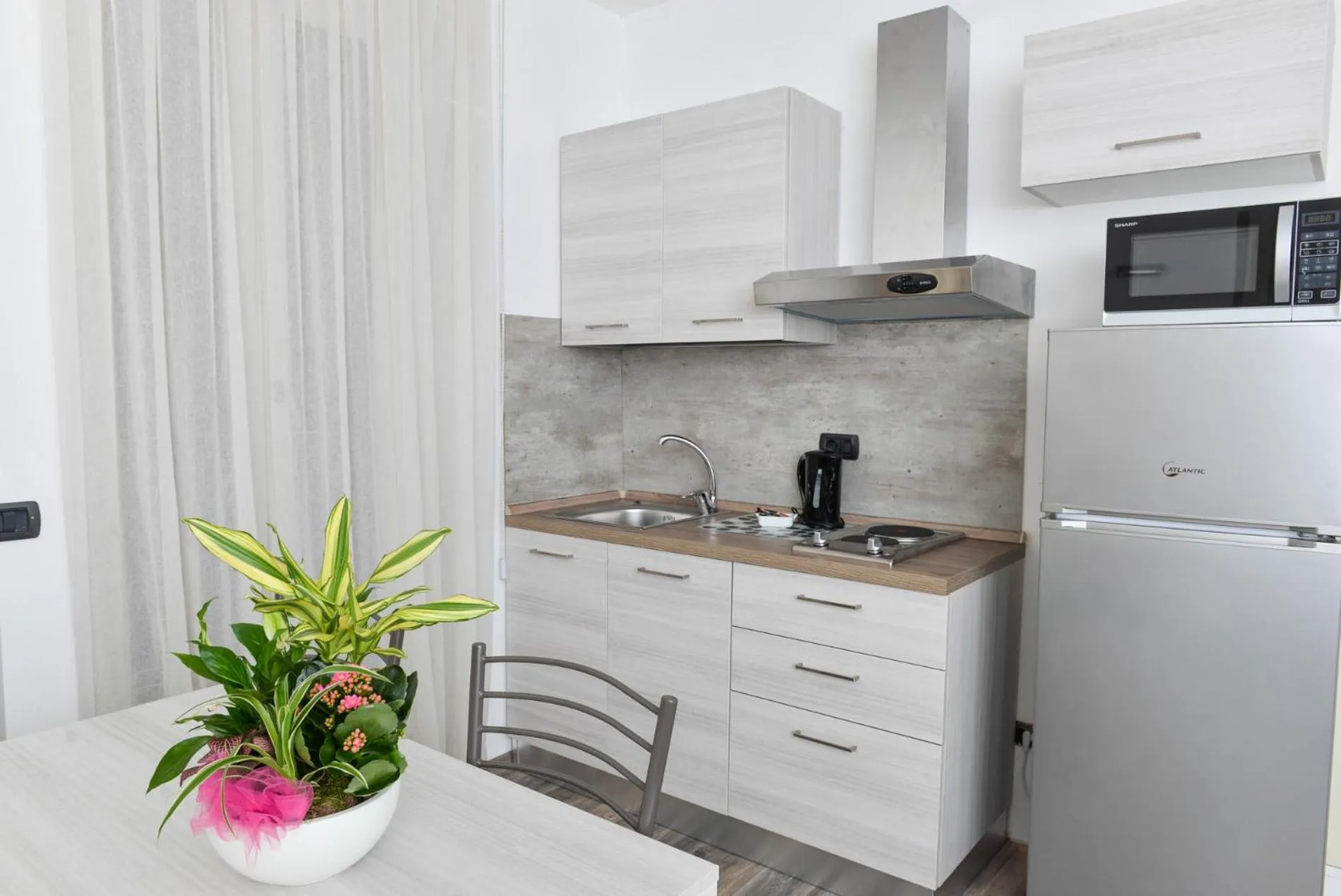 Kitchen or kitchenette in Albergo Silvio