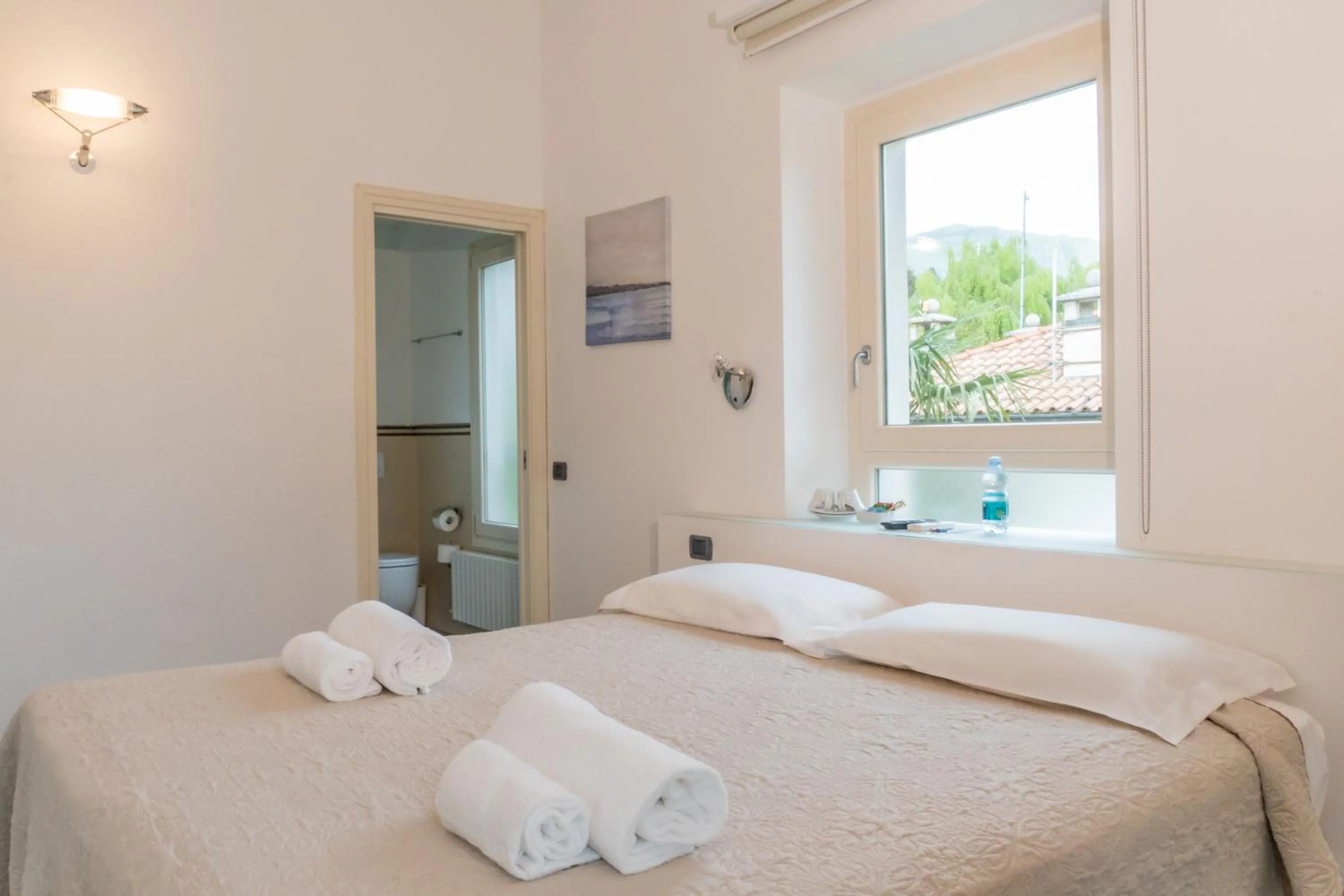 Bed in Albergo Silvio