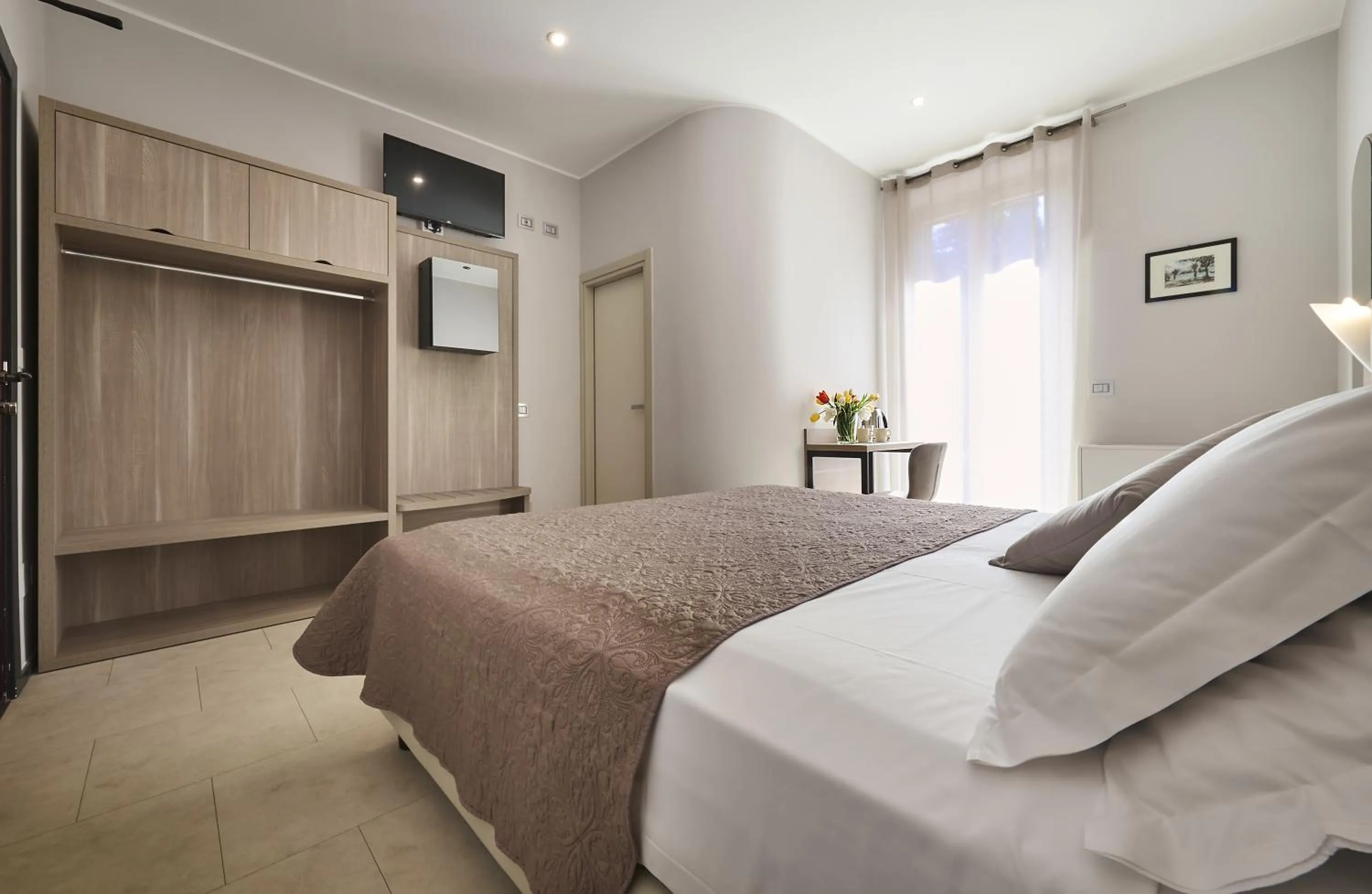 Bed in Albergo Silvio