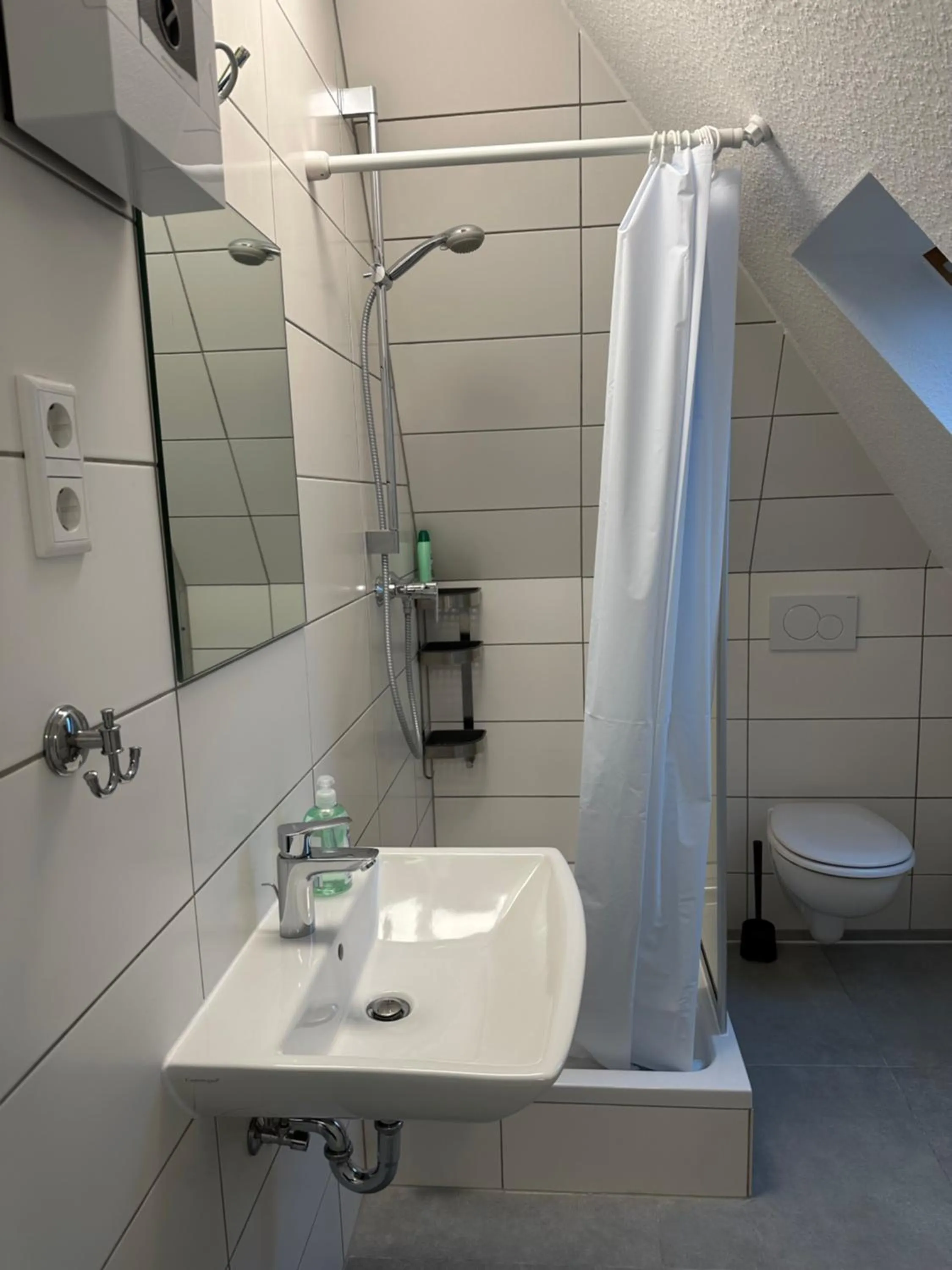 Shower in Apart-Hotel Rheinischer Hof Dormagen