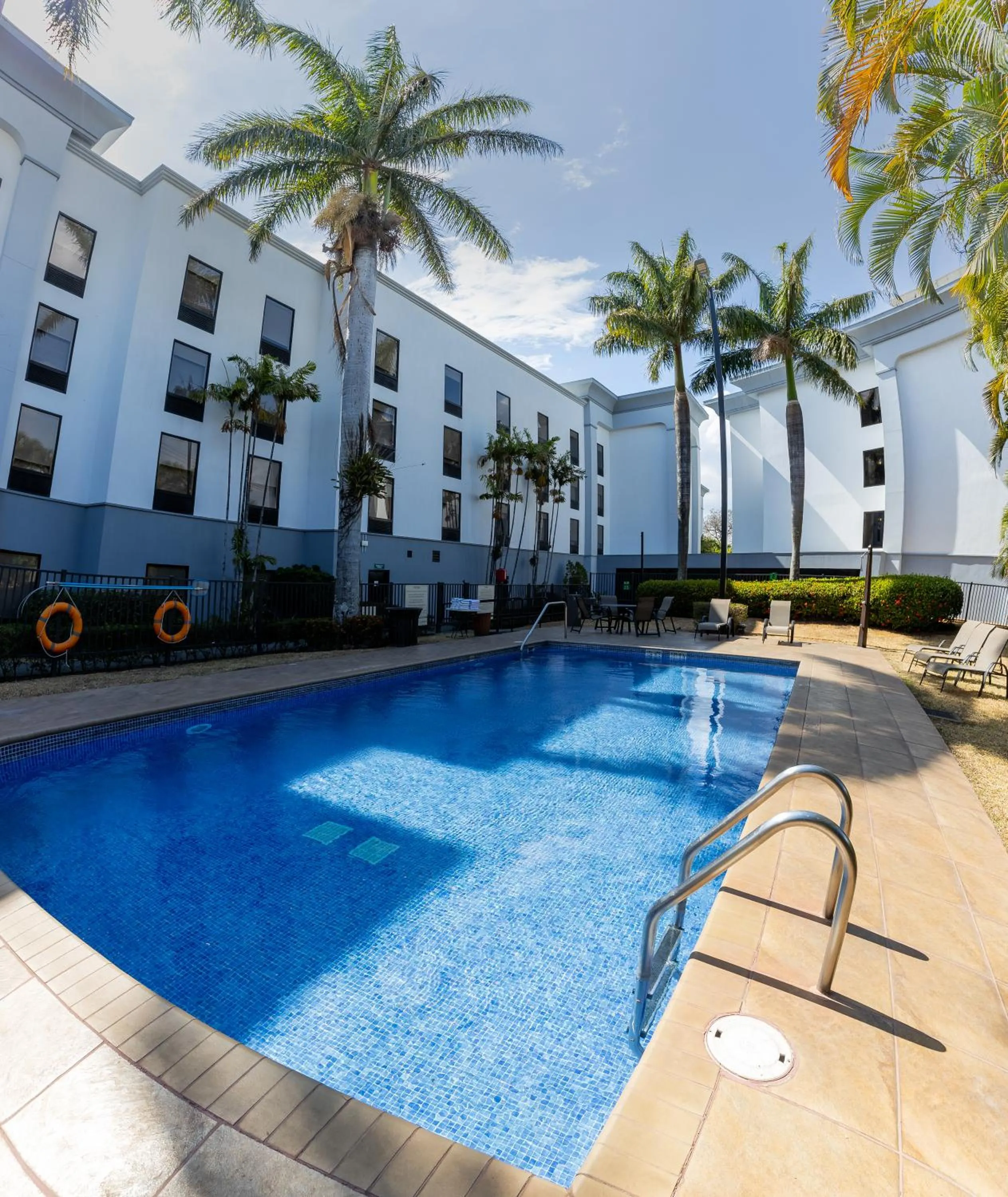 Swimming pool in Hampton By Hilton San Jose Airport Costa Rica