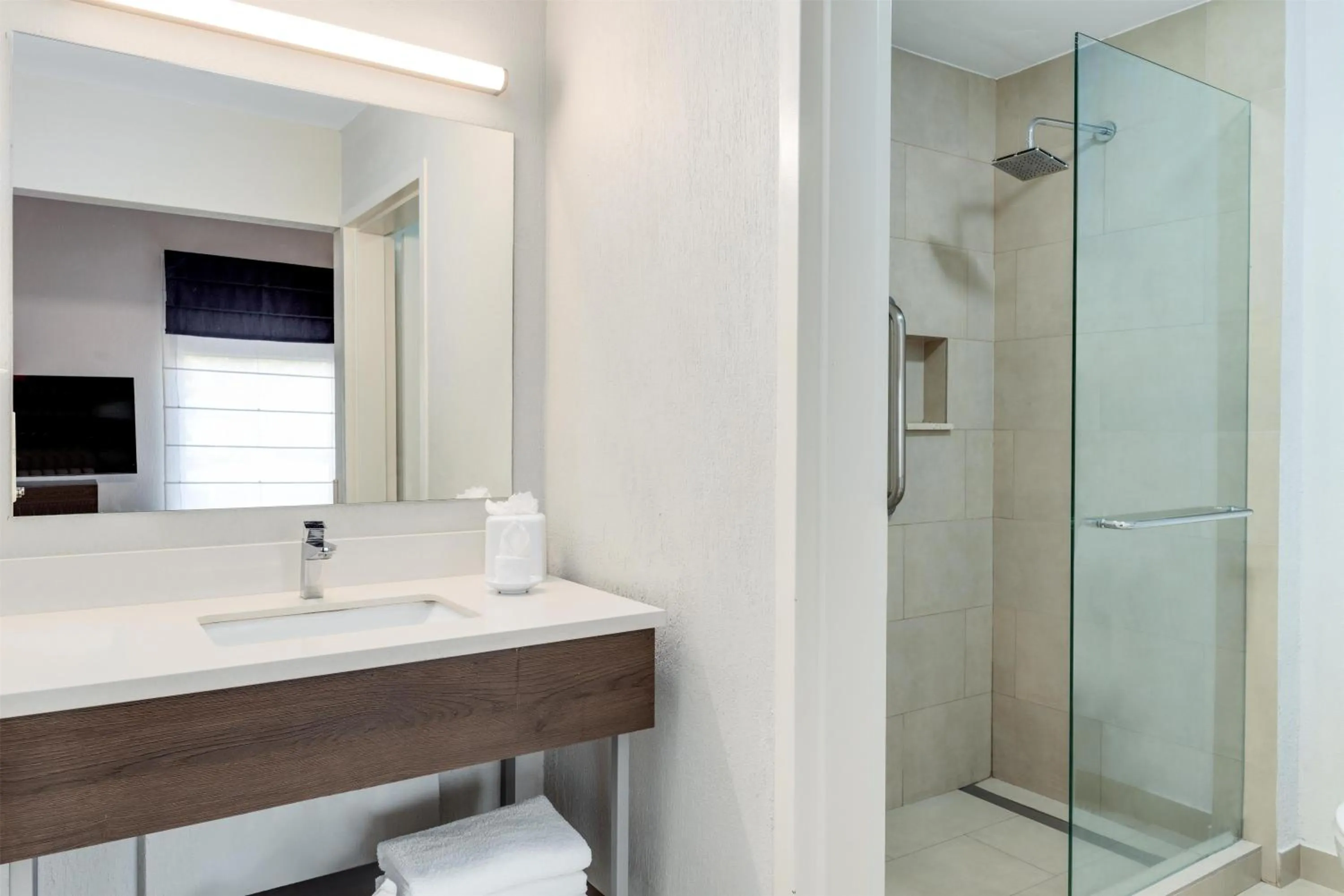Bathroom in Hampton By Hilton San Jose Airport Costa Rica
