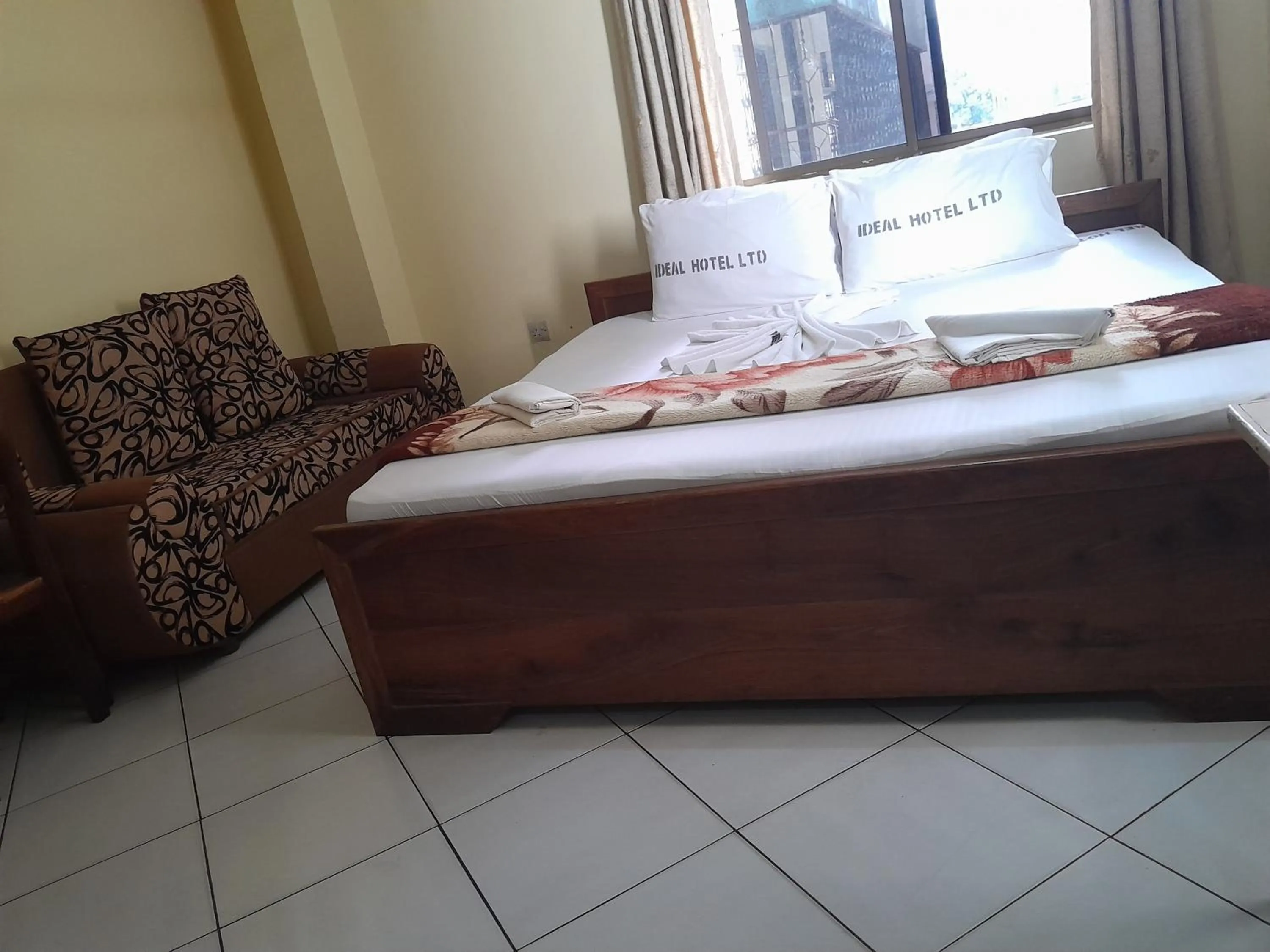 Photo of the whole room, Bed in Hotel Ideal