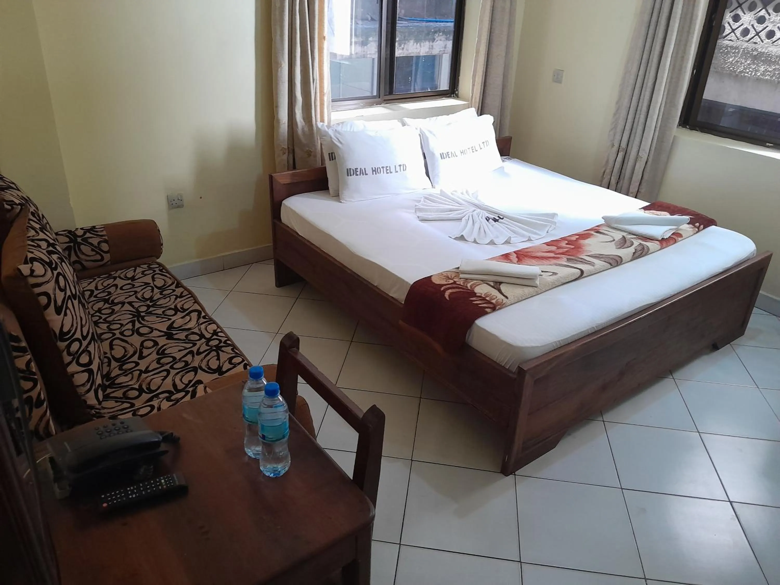 Photo of the whole room, Bed in Hotel Ideal