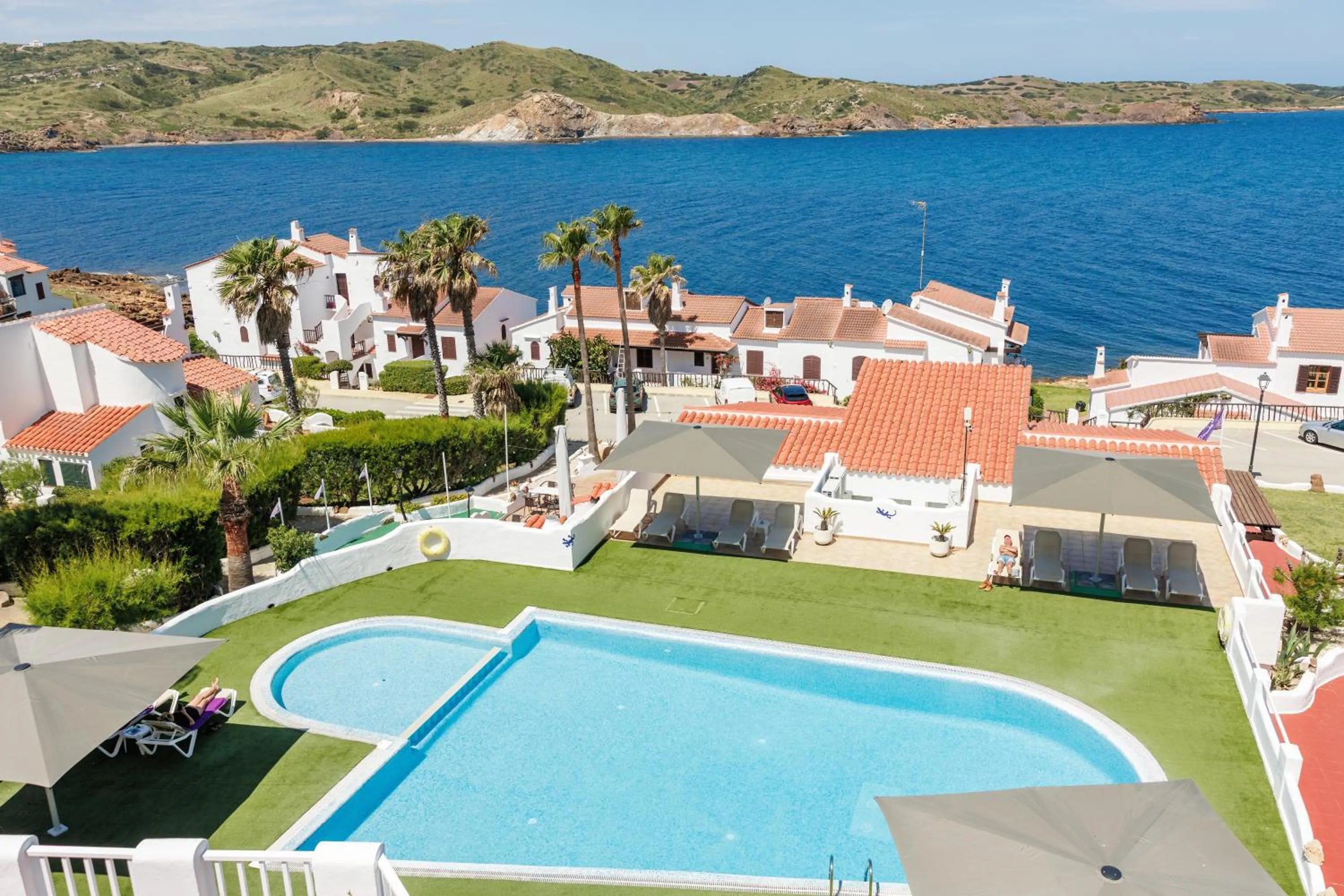 Pool view in Apartamentos El Bergantin Menorca Club