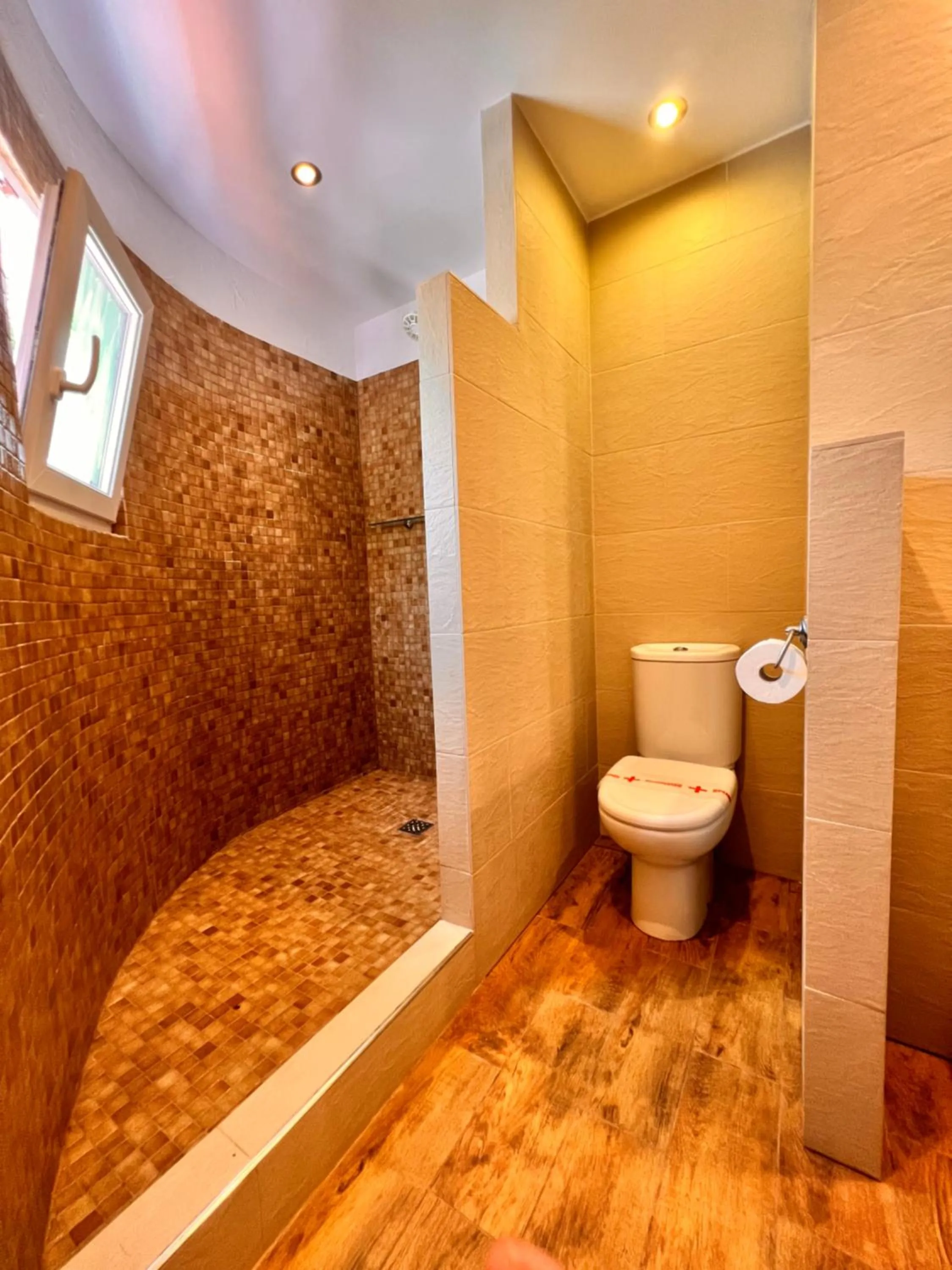 Bathroom in Apartamentos El Bergantin Menorca Club