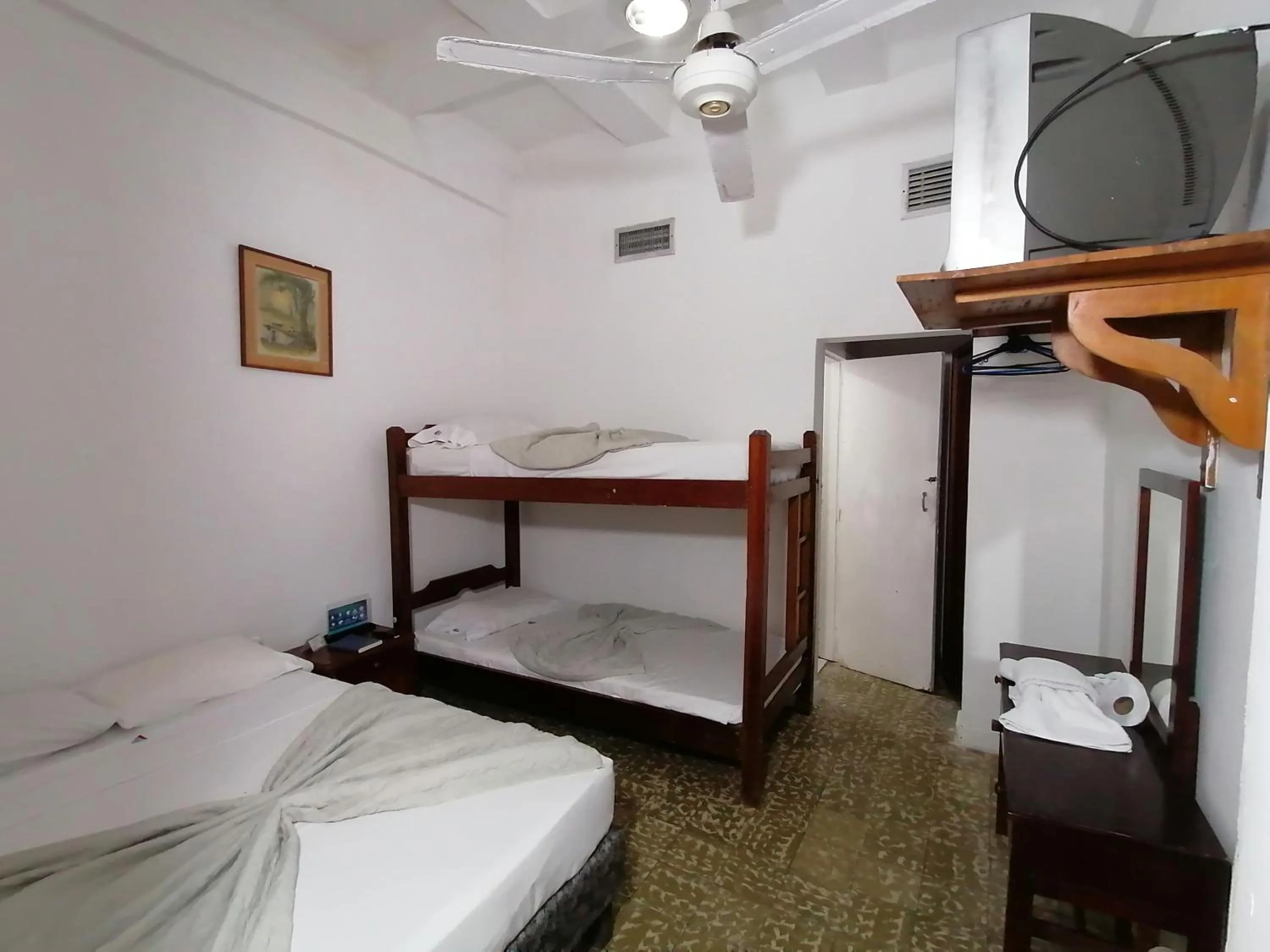 TV and multimedia, Bed in Hotel Montecarlo Beach