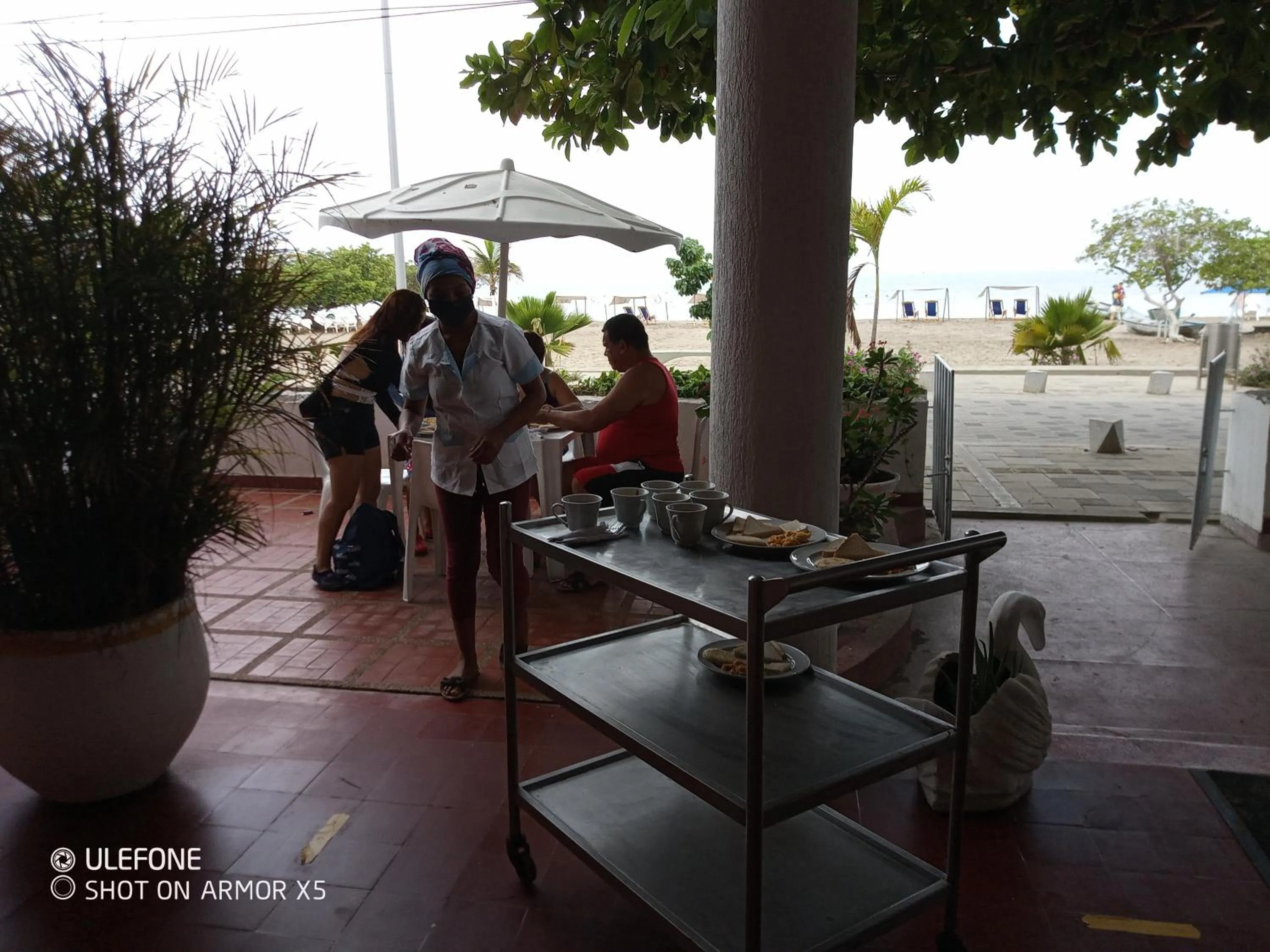 Restaurant/places to eat in Hotel Montecarlo Beach