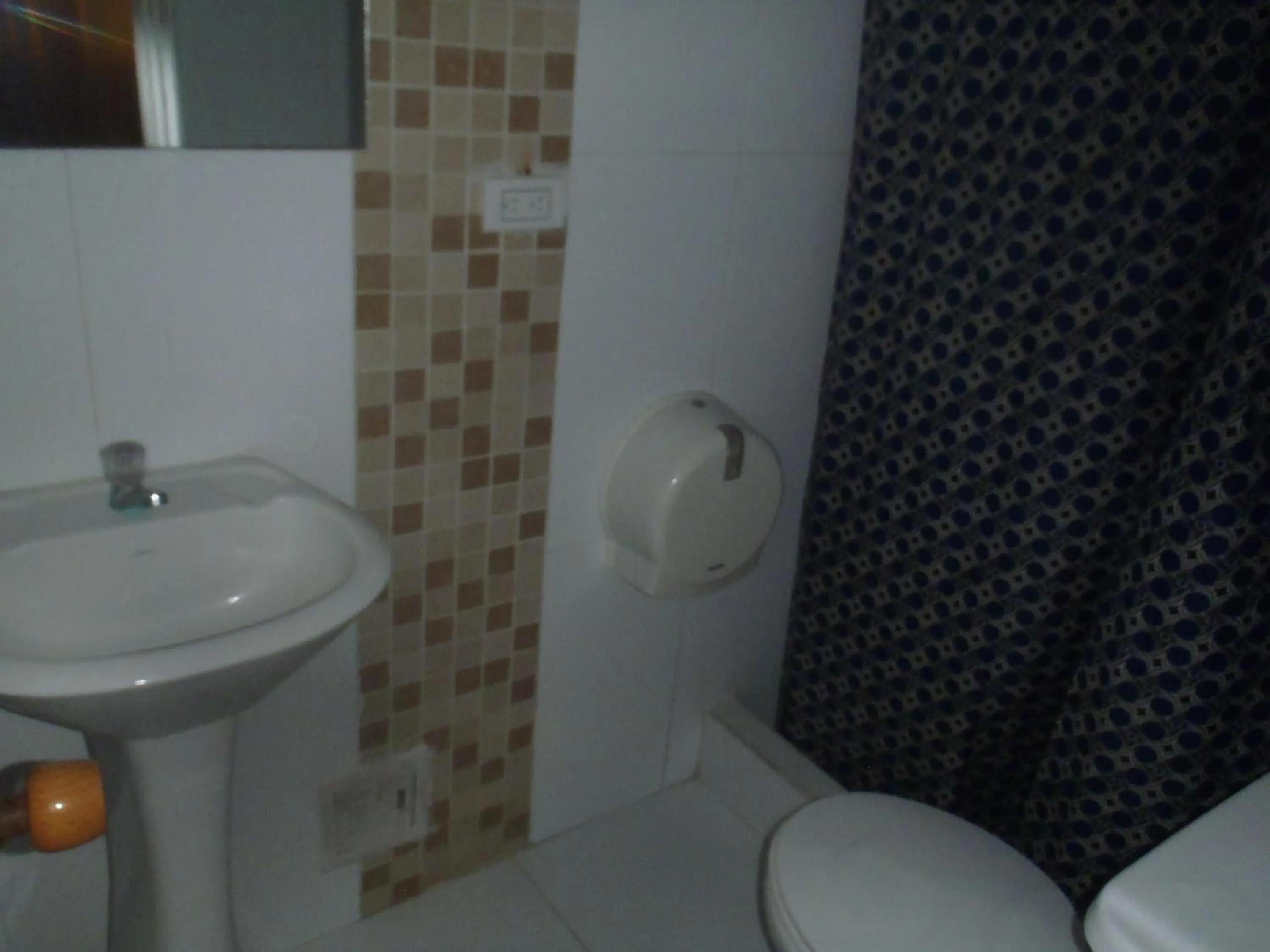 Shower in Hotel Montecarlo Beach