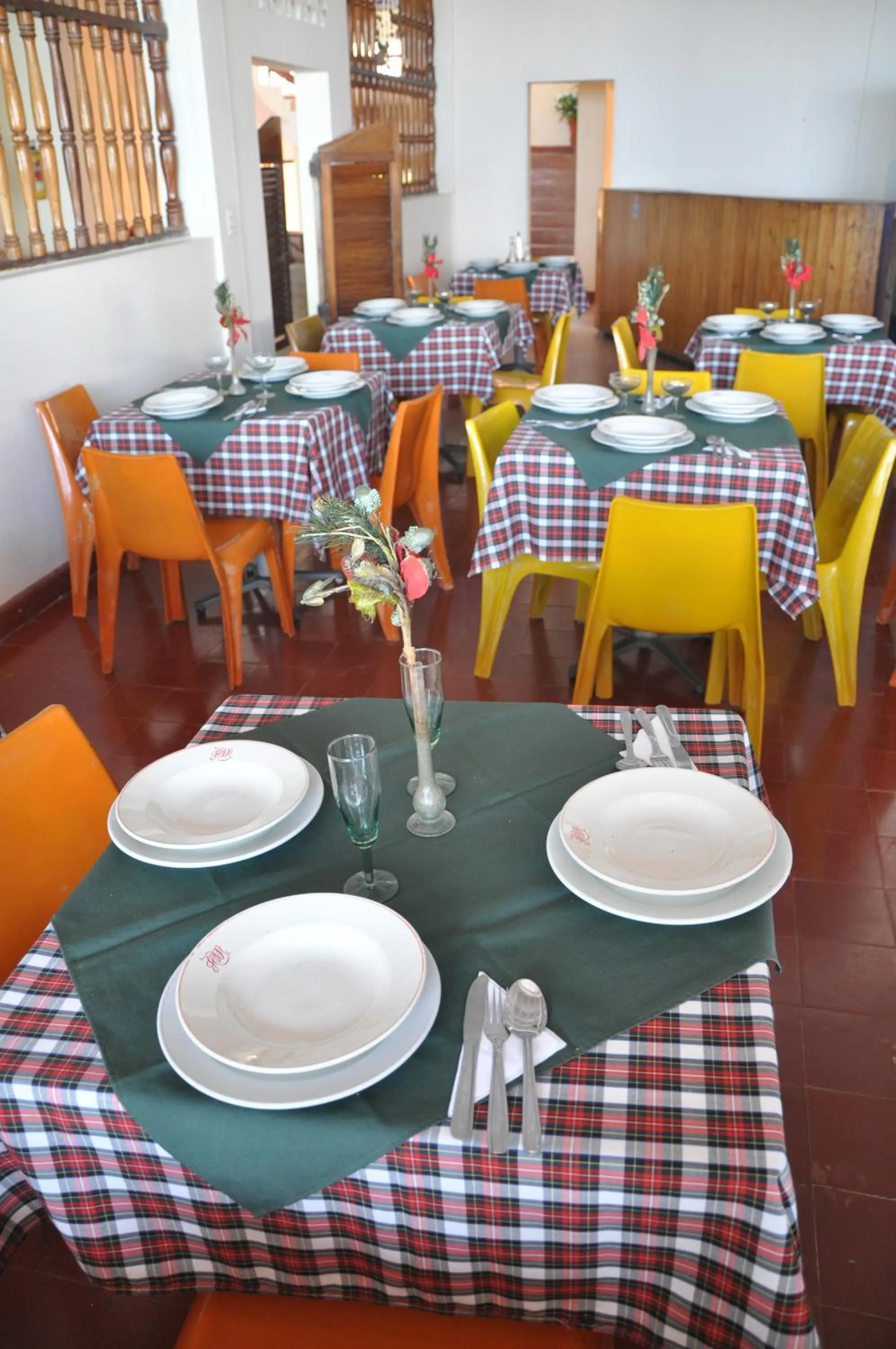 Restaurant/places to eat in Hotel Montecarlo Beach