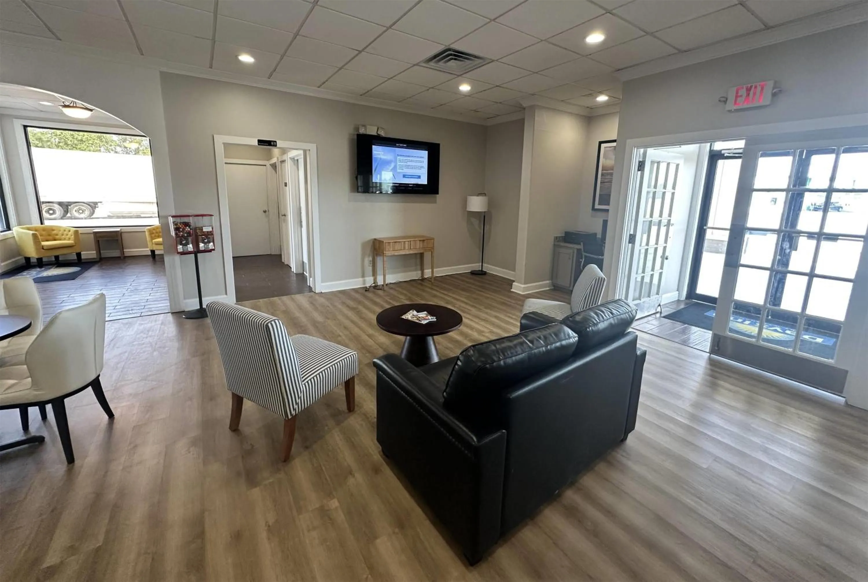 Lobby or reception in Days Inn by Wyndham Adel I-75