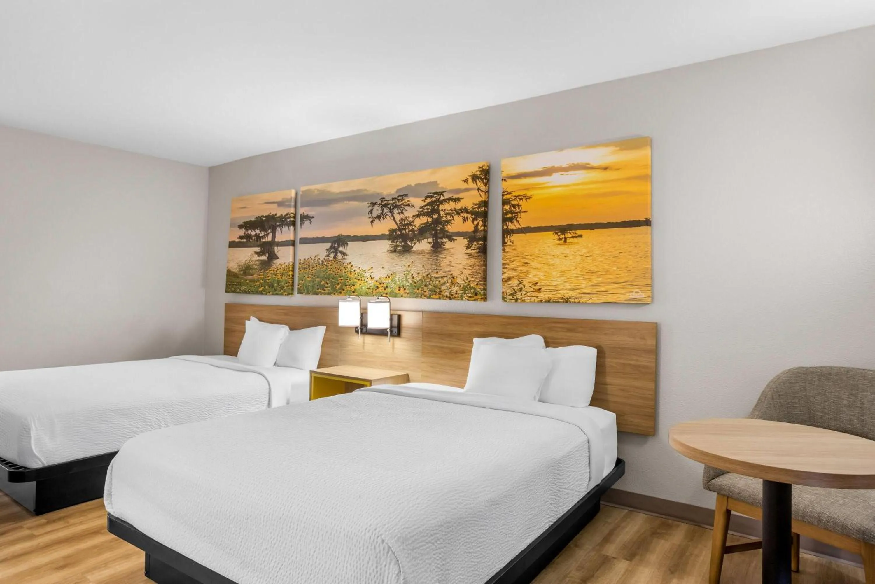 Bed in Days Inn by Wyndham Adel I-75