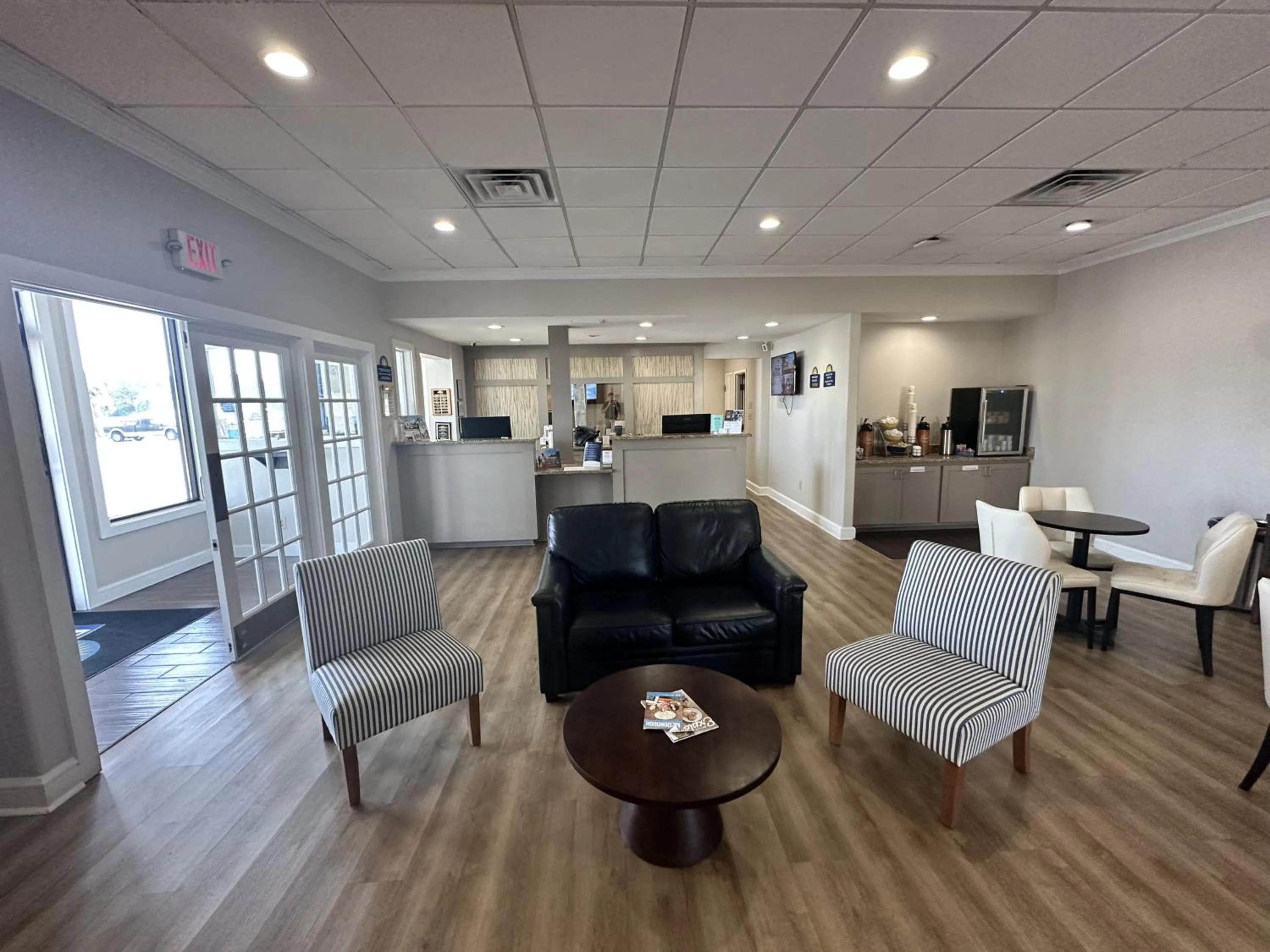 Coffee/tea facilities in Days Inn by Wyndham Adel I-75