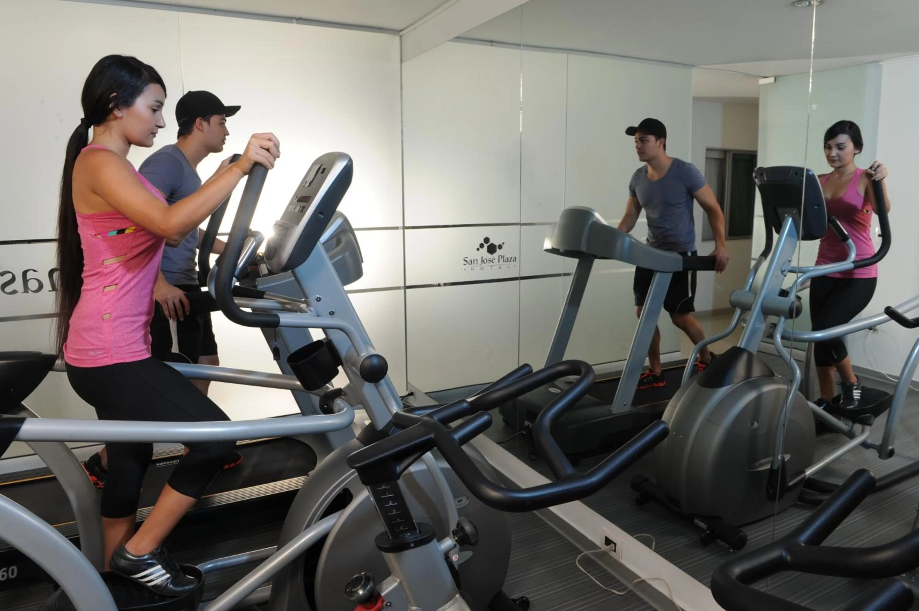 Fitness centre/facilities in Hotel San José Plaza