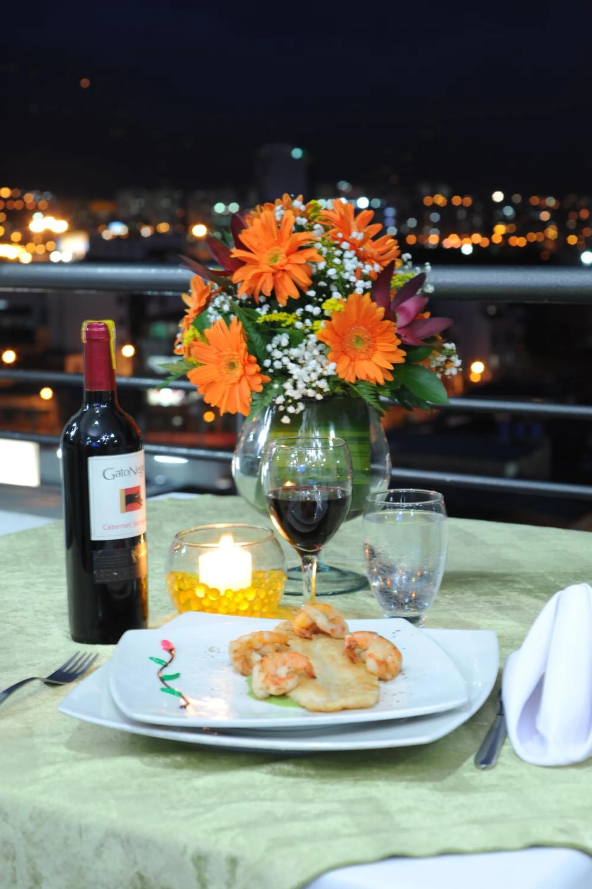 Restaurant/places to eat in Hotel San José Plaza