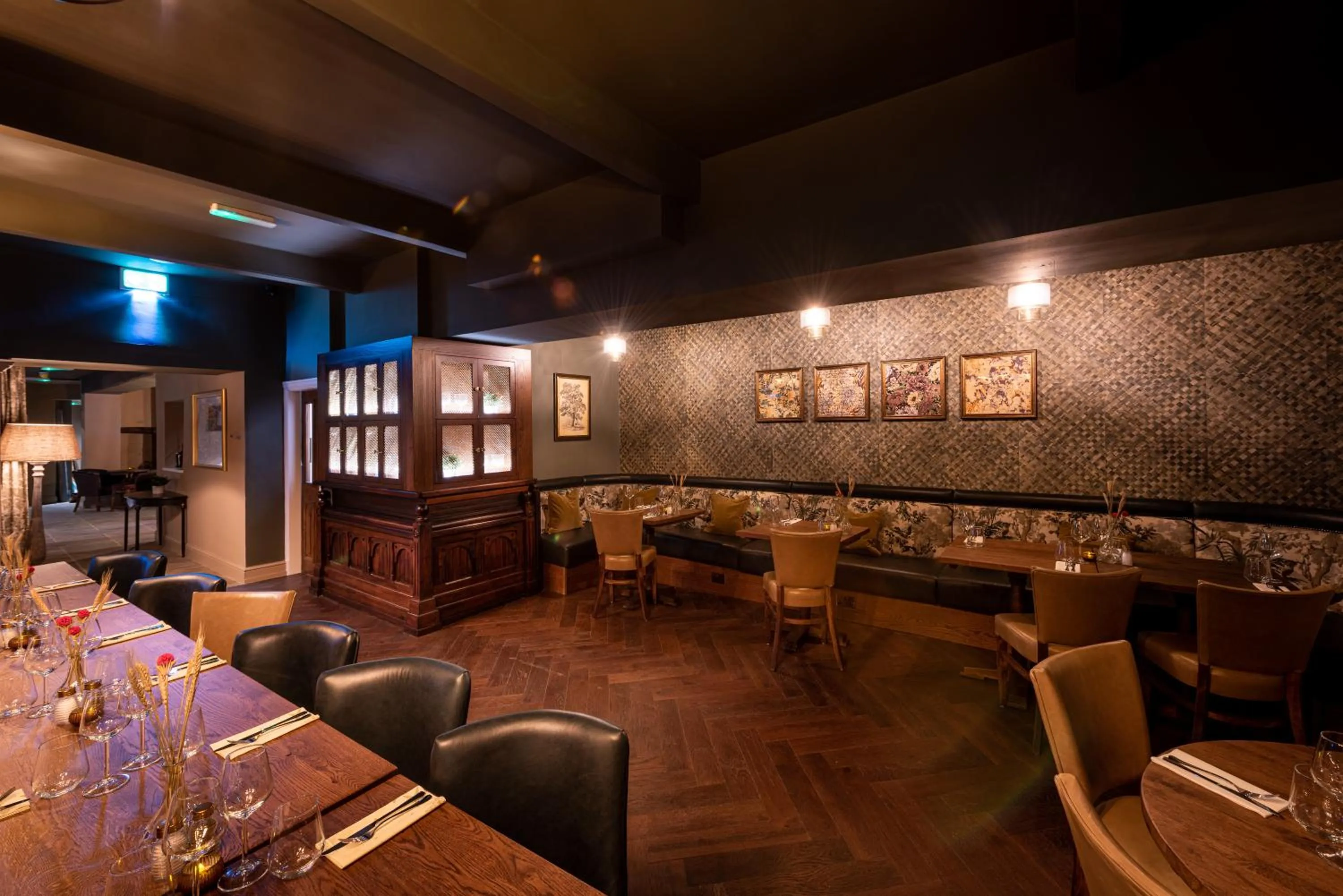 Restaurant/places to eat in The Plough