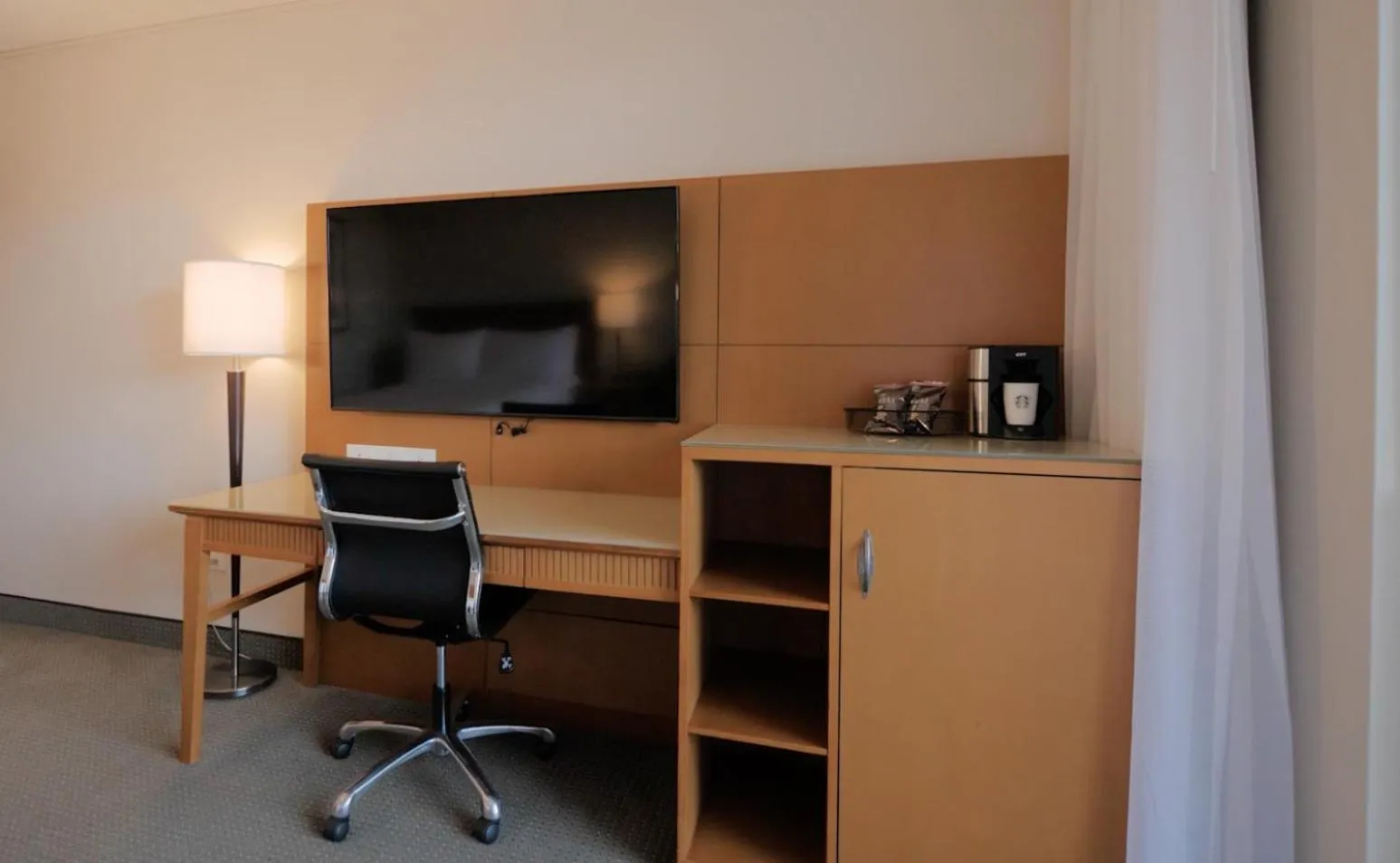 TV and multimedia in Coast Capri Hotel