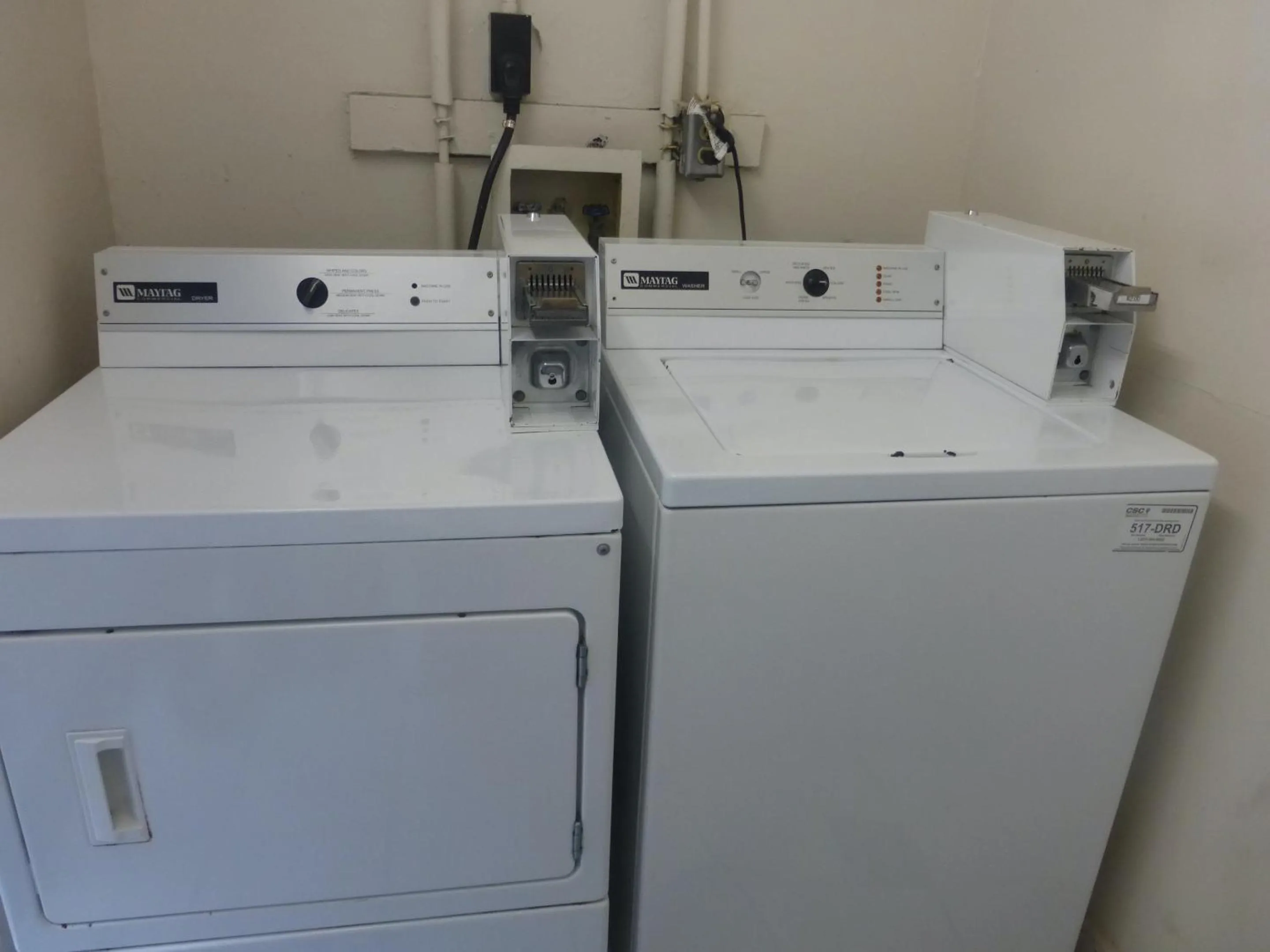 laundry in Red Roof Inn Atlanta Airport NE Conley