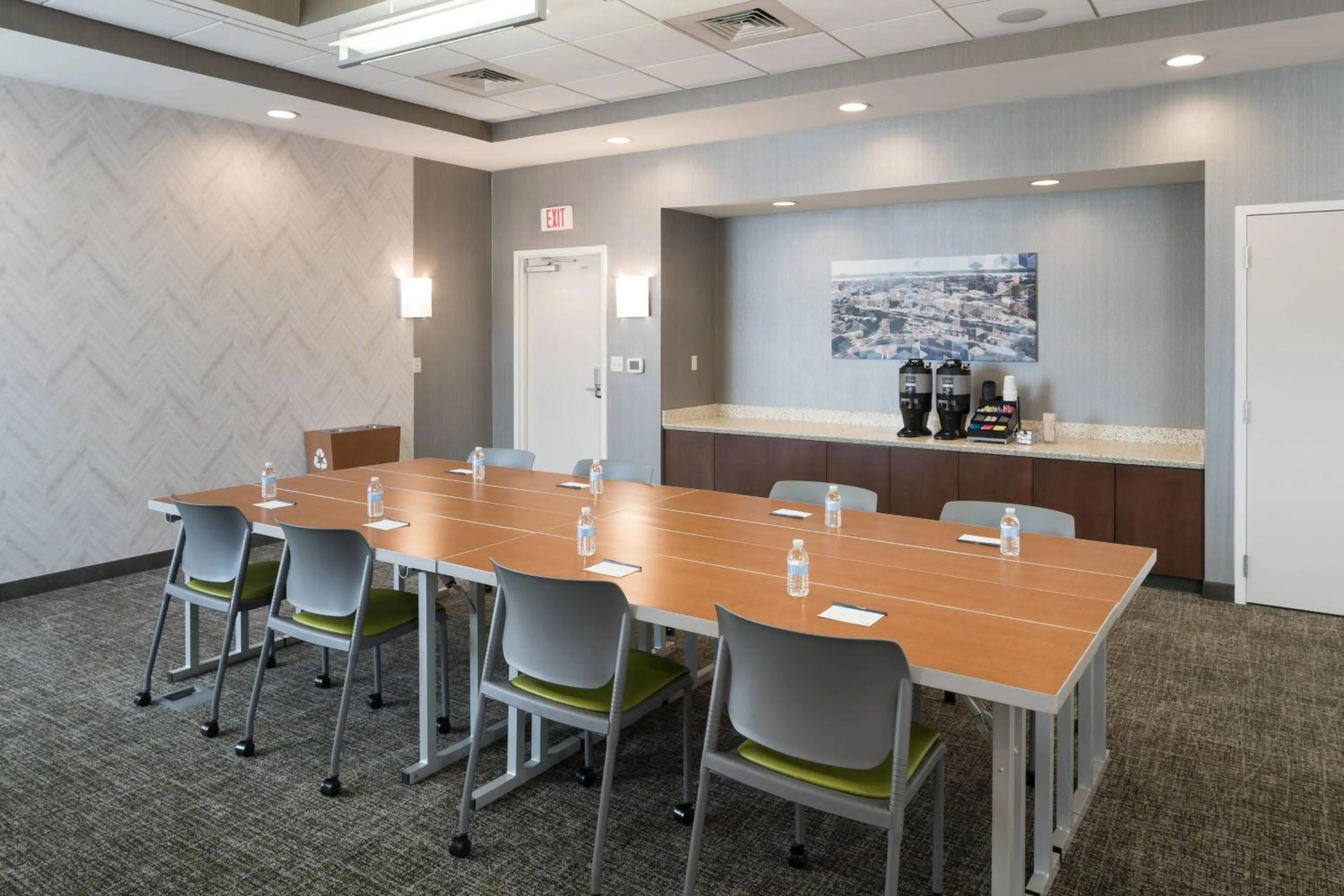 Meeting/conference room in SpringHill Suites Alexandria Southwest