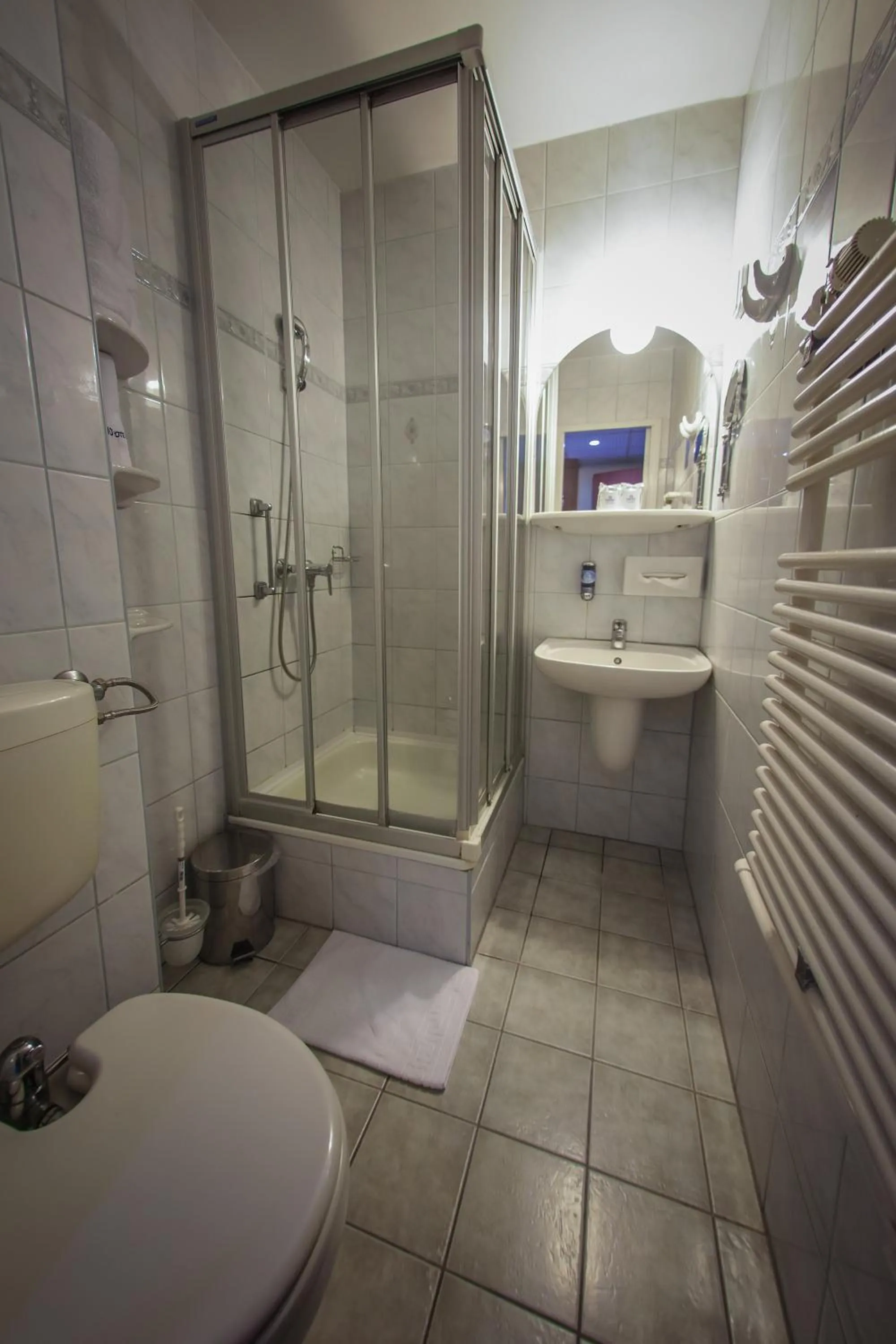 Bathroom in Hotel Silver