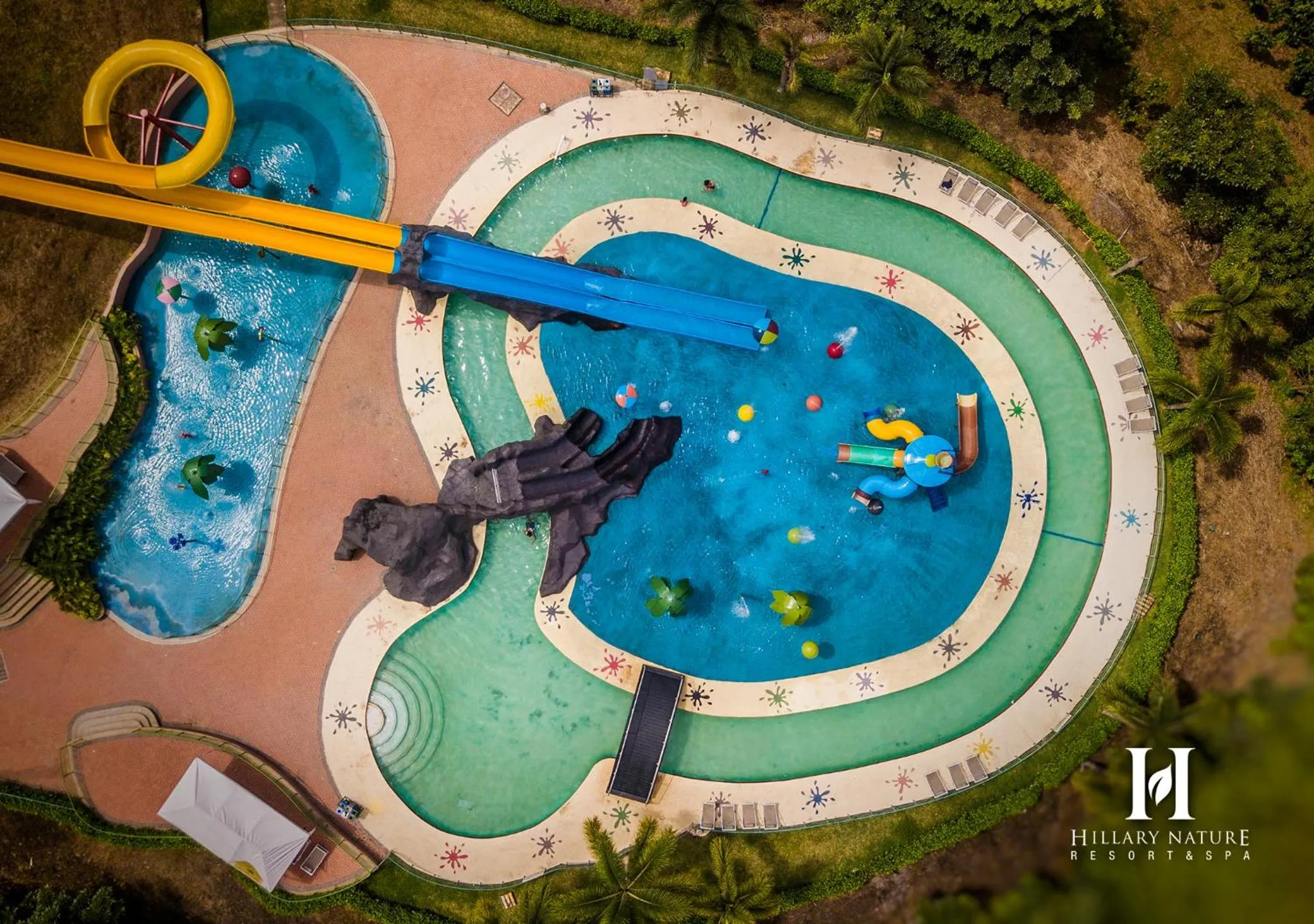 Pool view in Hillary Nature Resort & Spa All Inclusive