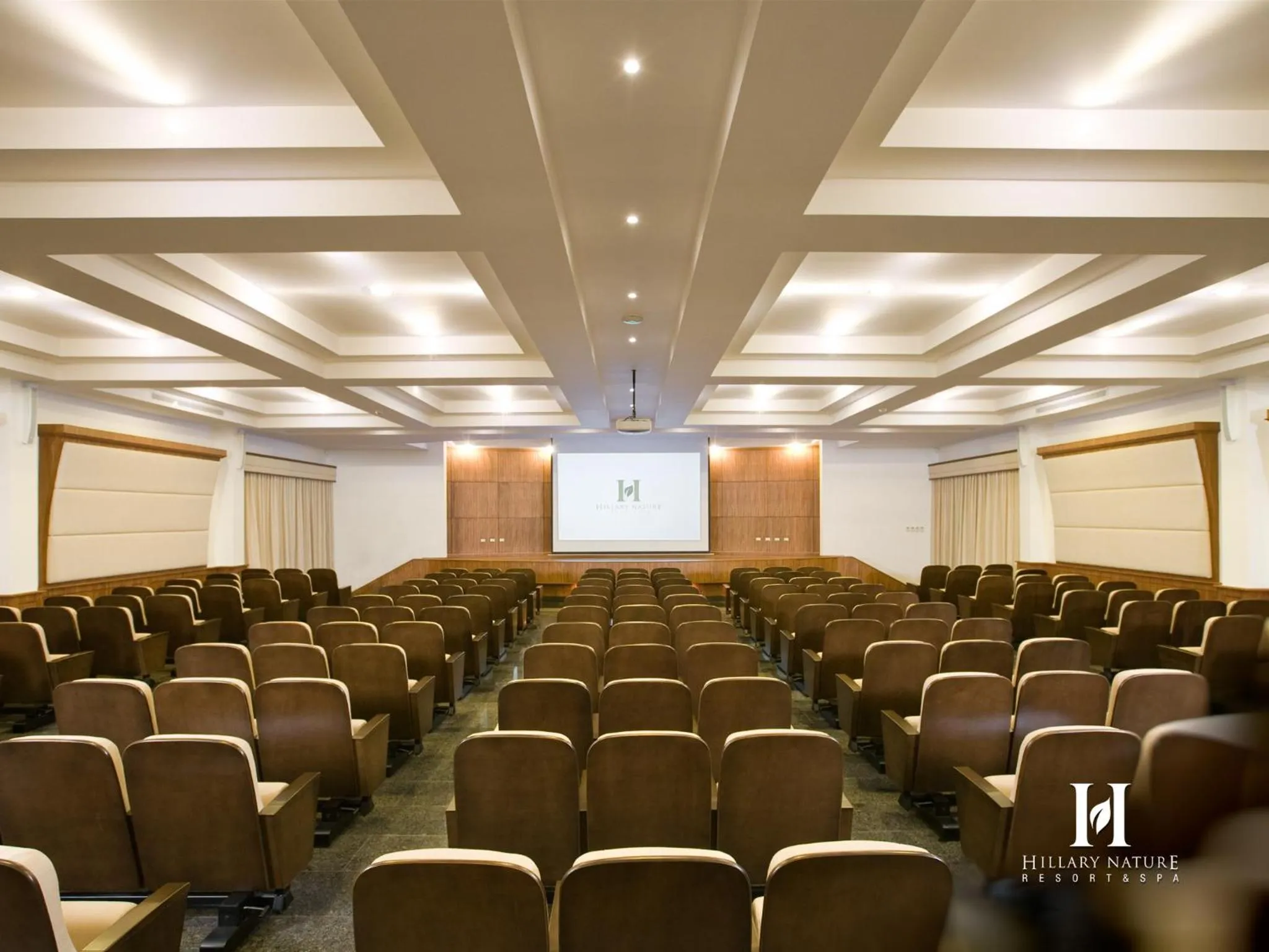 Text overlay in Hillary Nature Resort & Spa All Inclusive