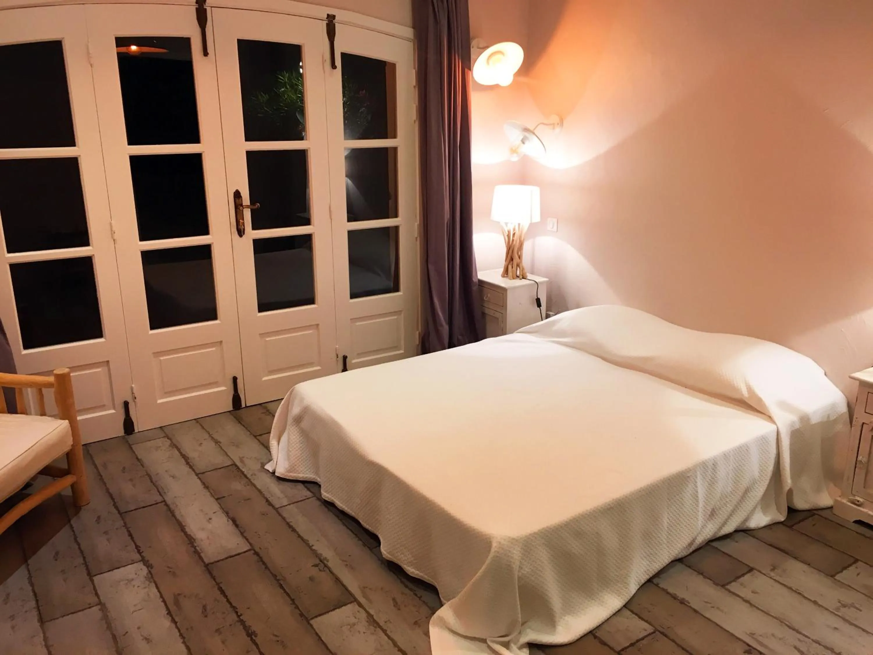 Bed in Le Champmazet