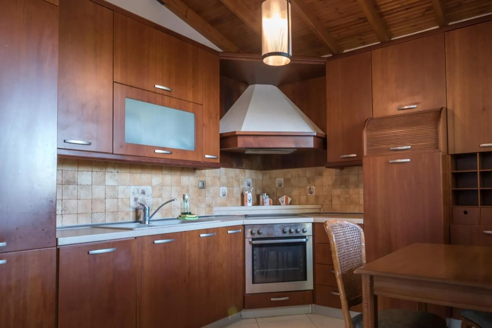 Photo of the whole room in Asteris Village