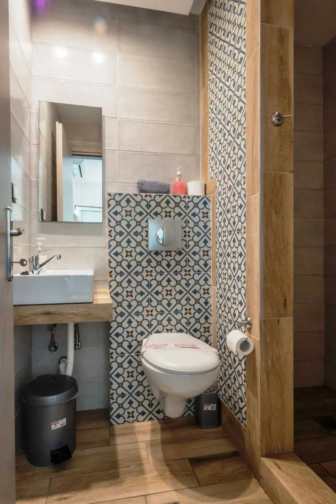 Shower in Asteris Village