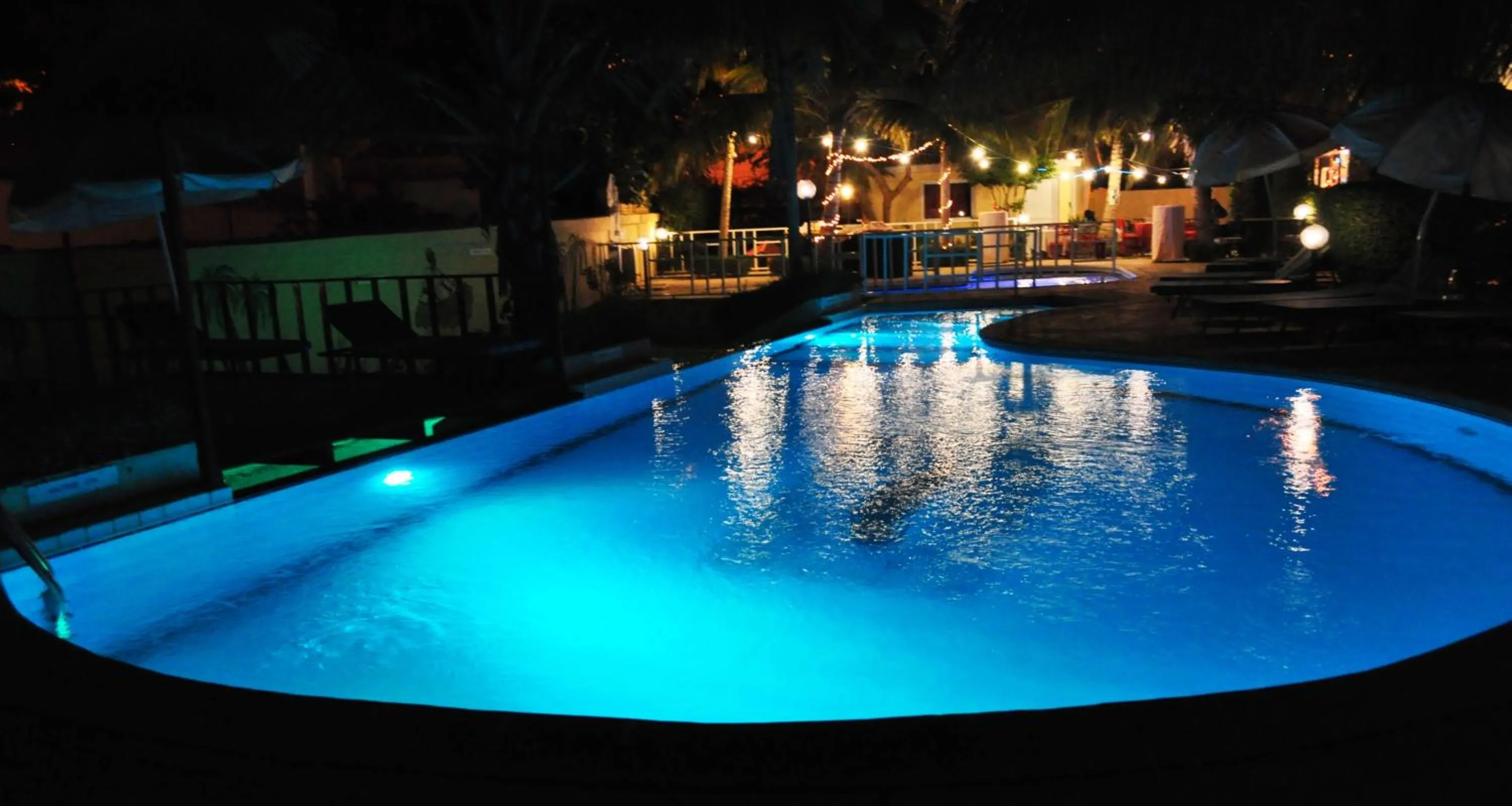 Swimming pool in Les Flamboyants