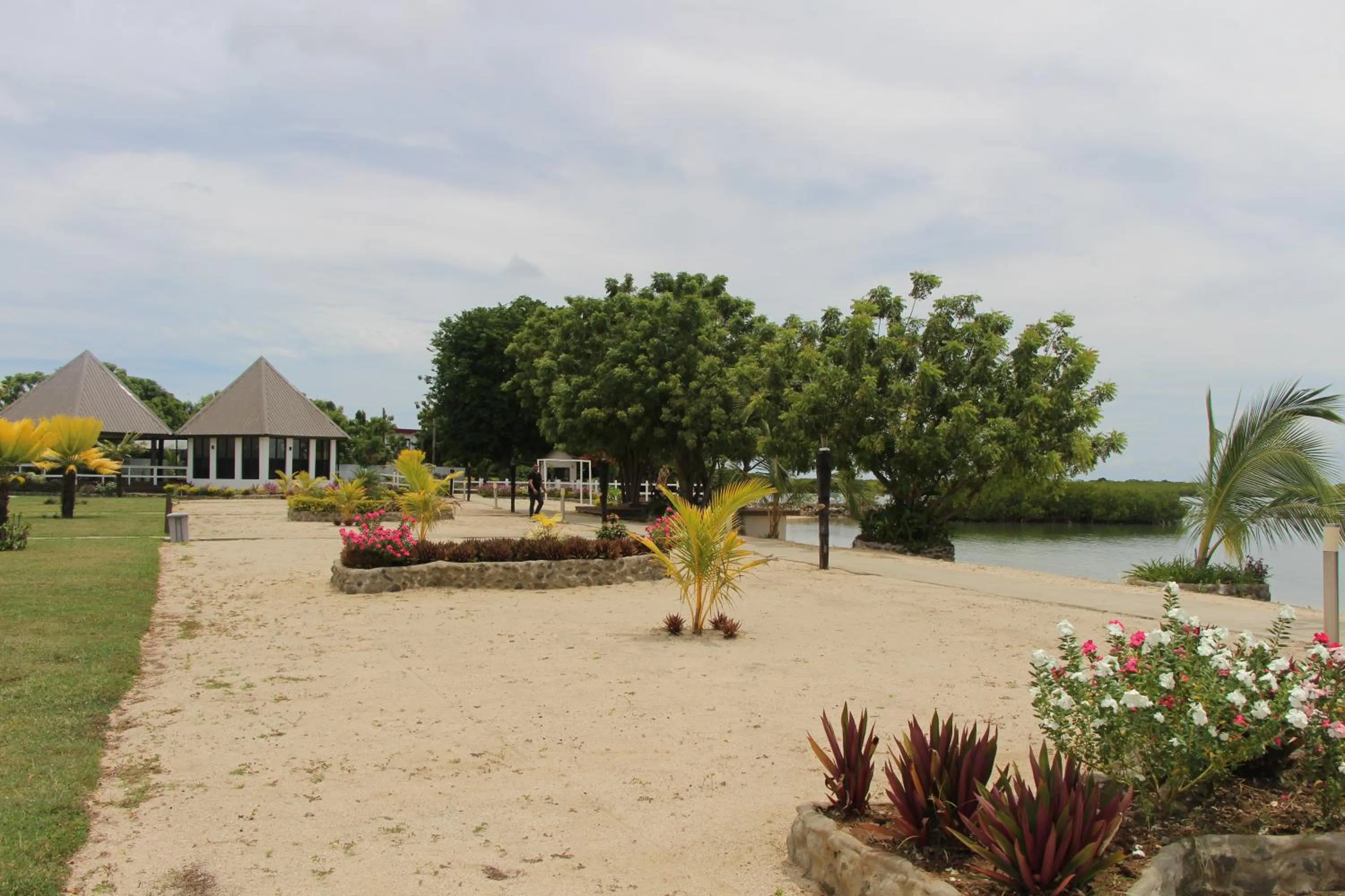 Lander's Bay Resort