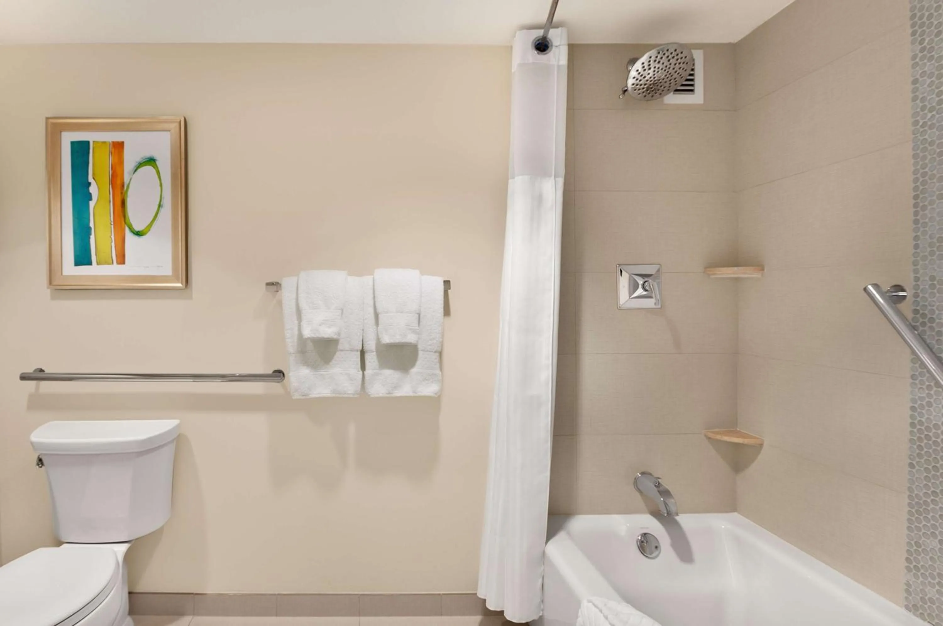 Bathroom in Hilton Miami Airport Blue Lagoon