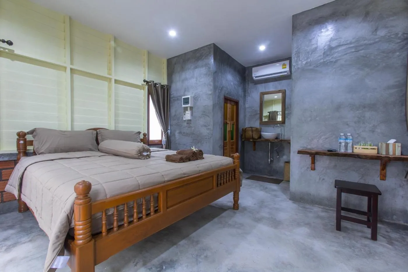 Bed in P's cottage บ้านพักในสวนสวย