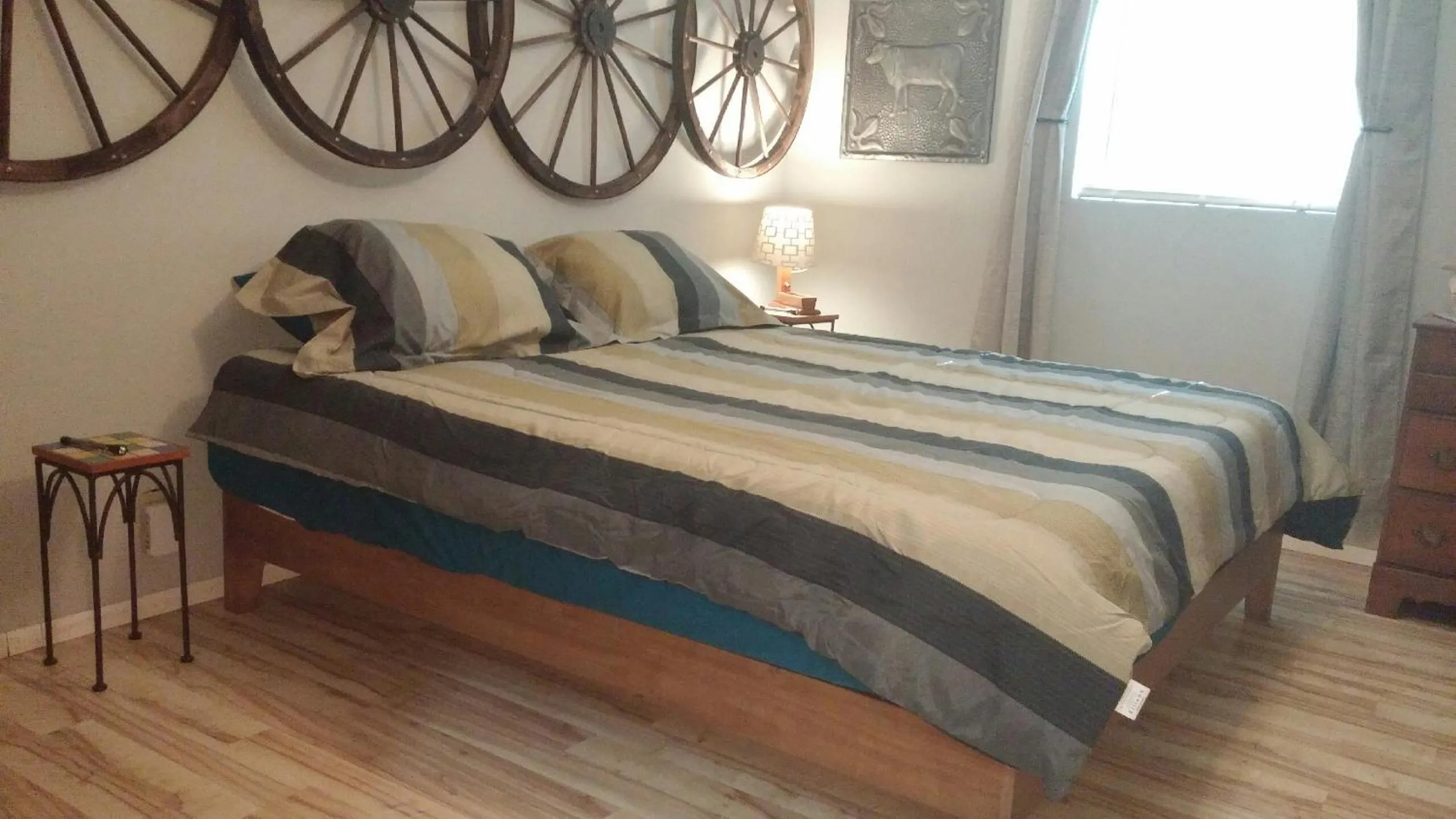 Deluxe King Room in Constantino Farms