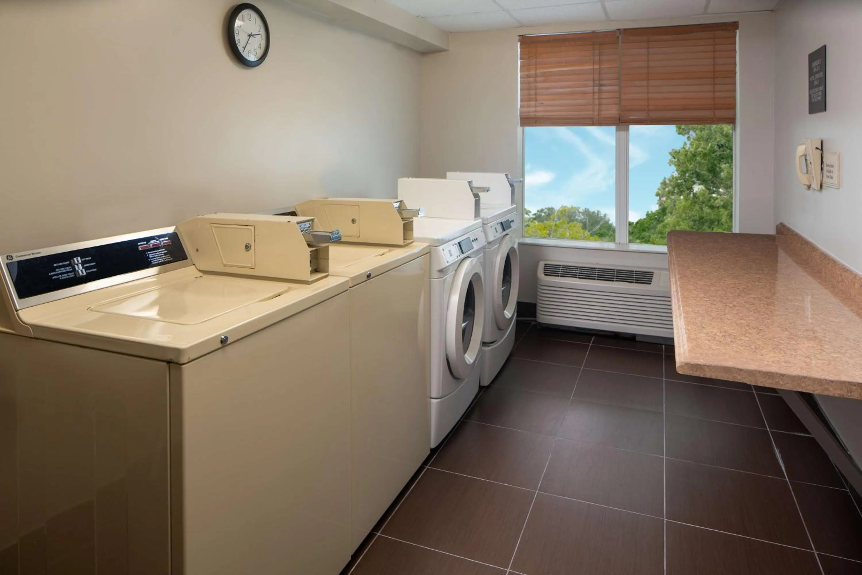 laundry in Hilton Garden Inn Orlando Airport