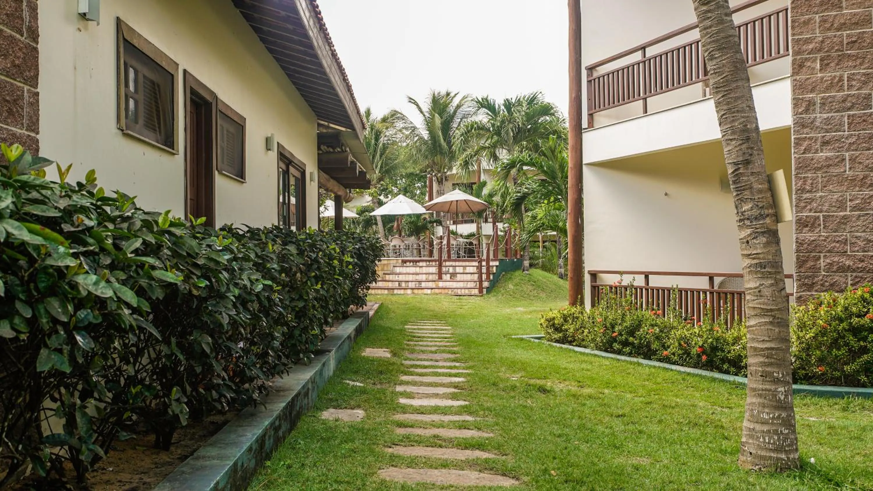 Property building in Kanaloa Pousada