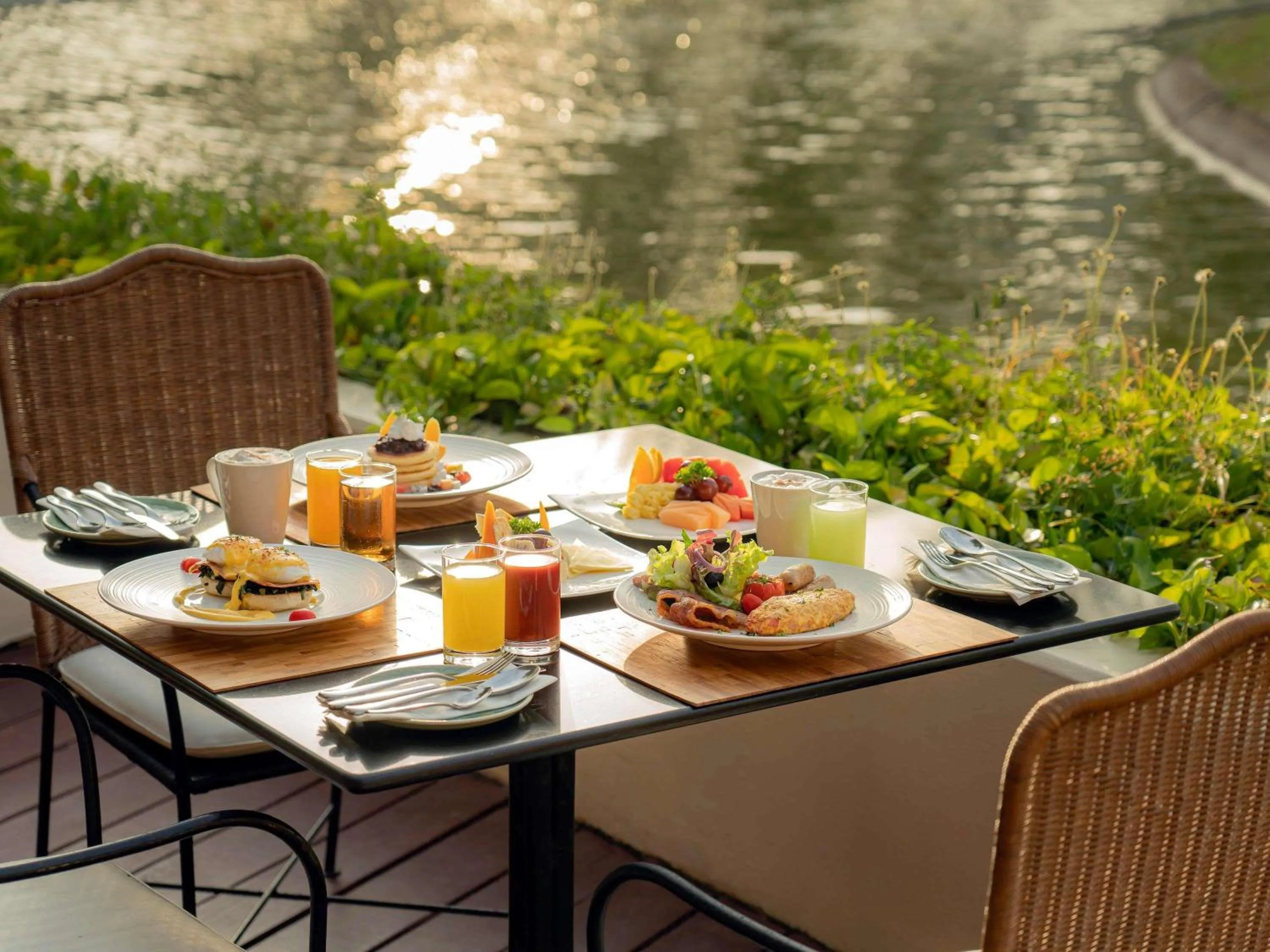 Breakfast in Pullman Phuket Karon Beach Resort