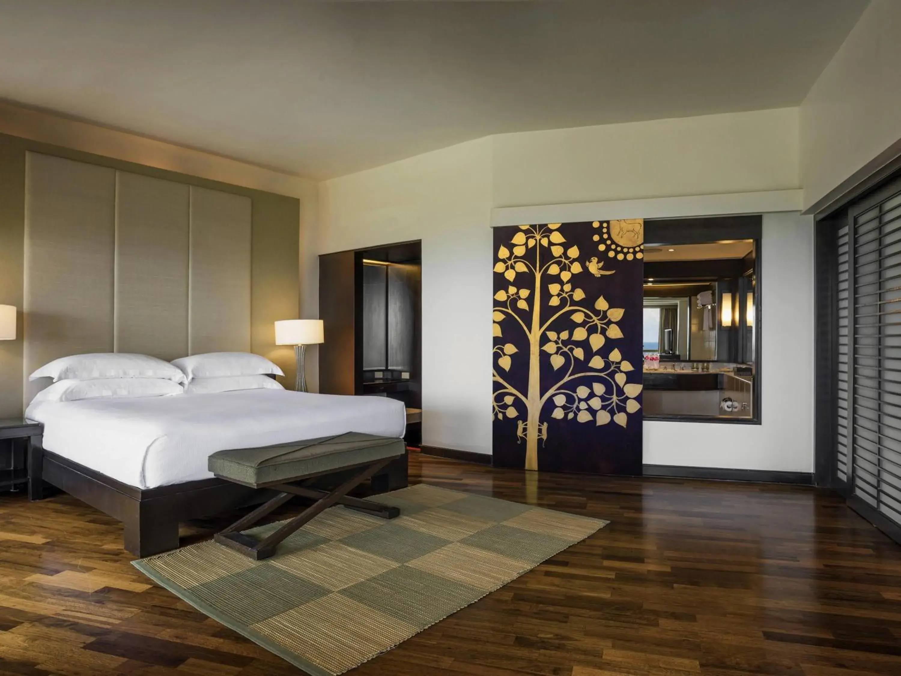 Executive Suite in Pullman Phuket Karon Beach Resort Executive Suite in Pullman Phuket Karon Beach Resort