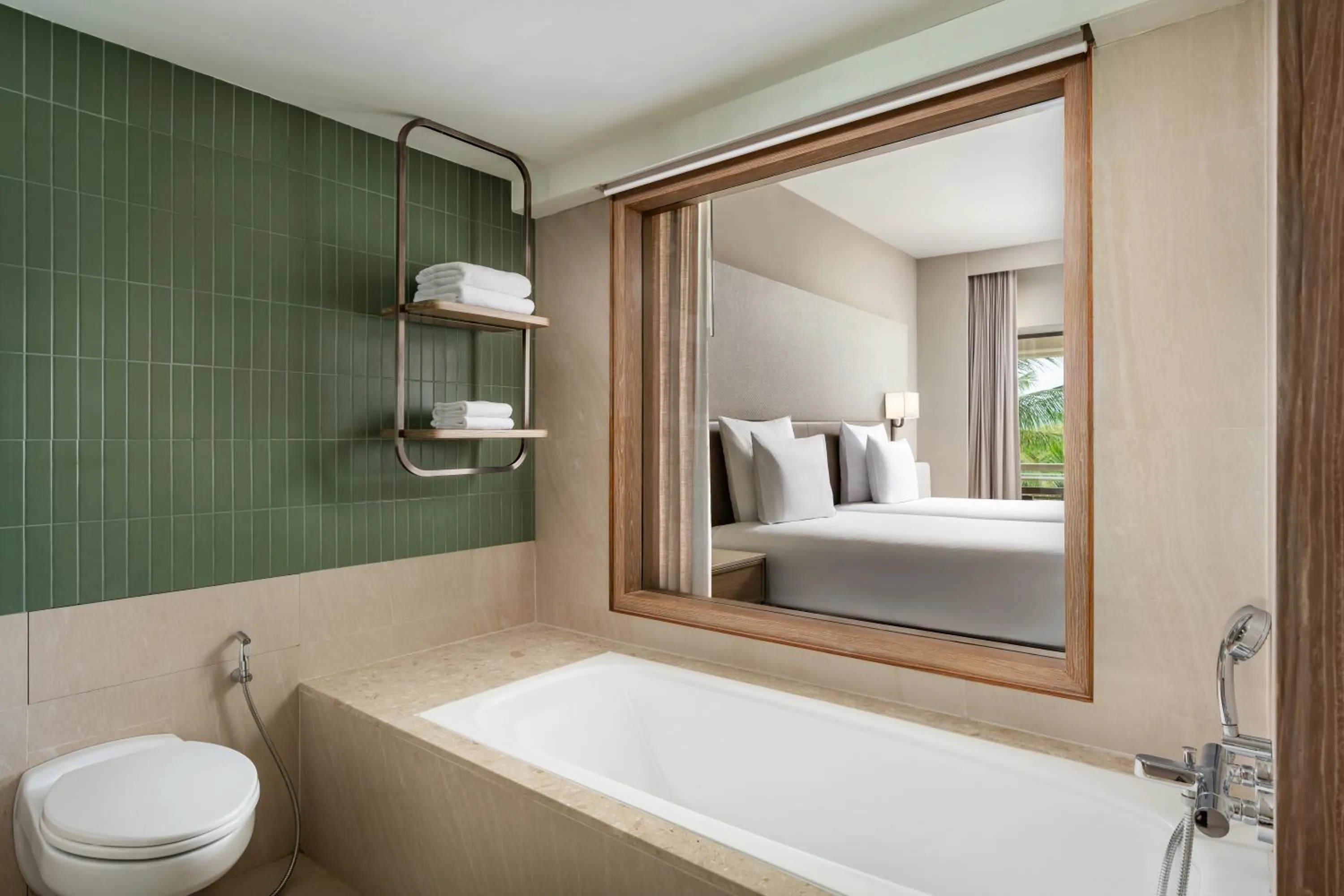 Bath, Bed in Pullman Phuket Karon Beach Resort