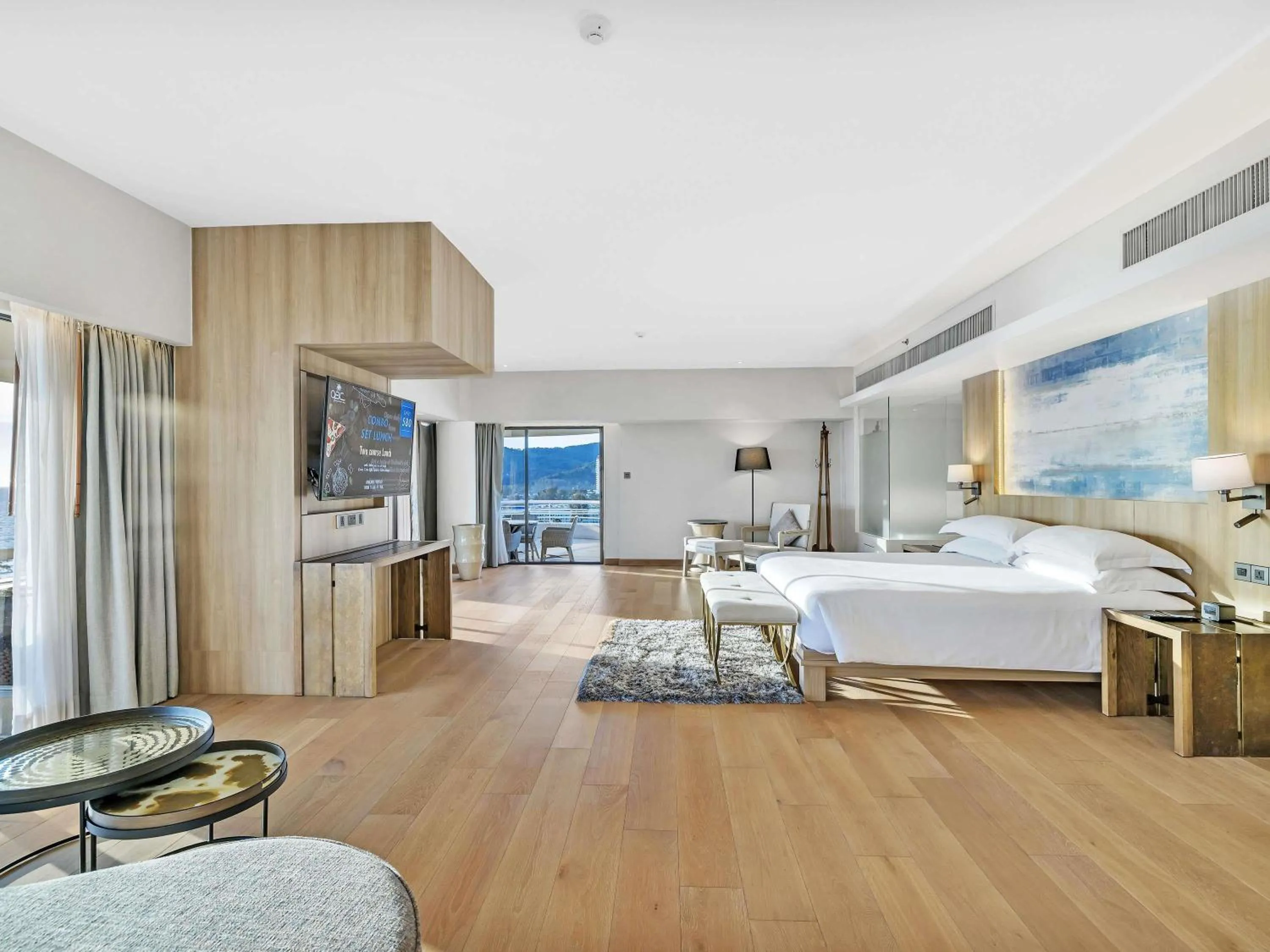 Bedroom, Bed in Pullman Phuket Karon Beach Resort