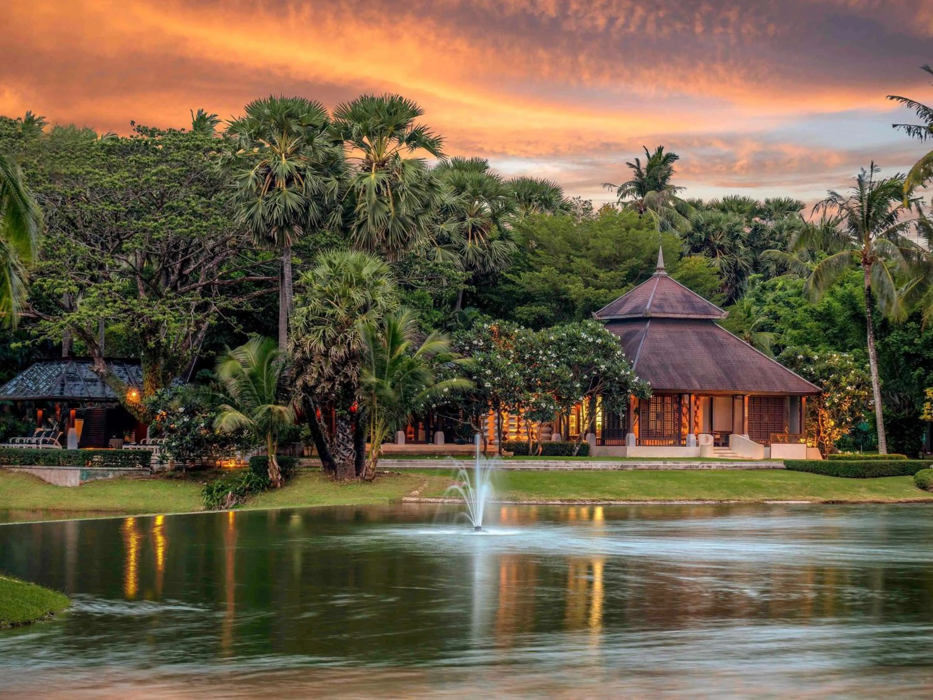 Property building in Pullman Phuket Karon Beach Resort