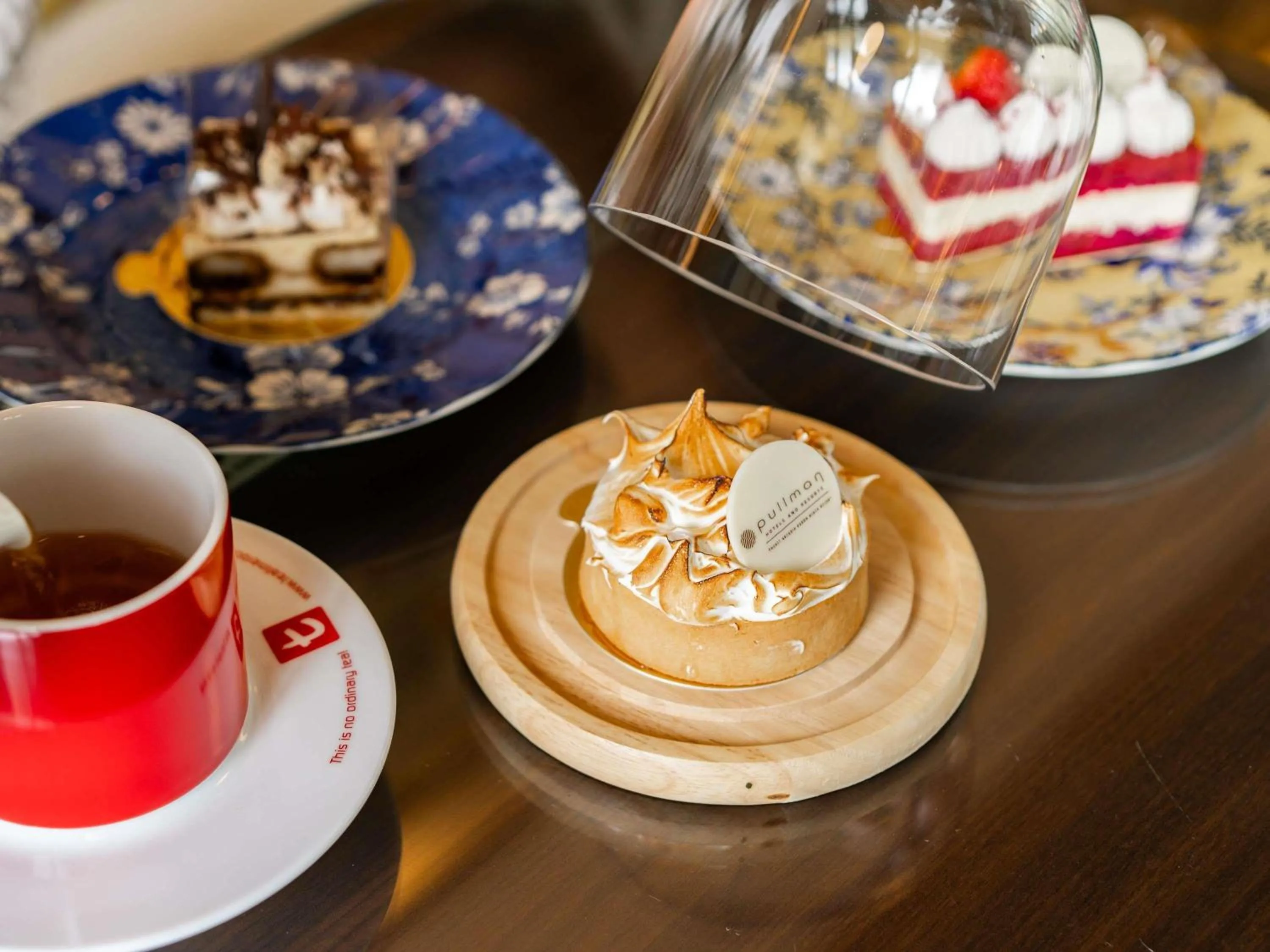 Restaurant/places to eat in Pullman Phuket Karon Beach Resort