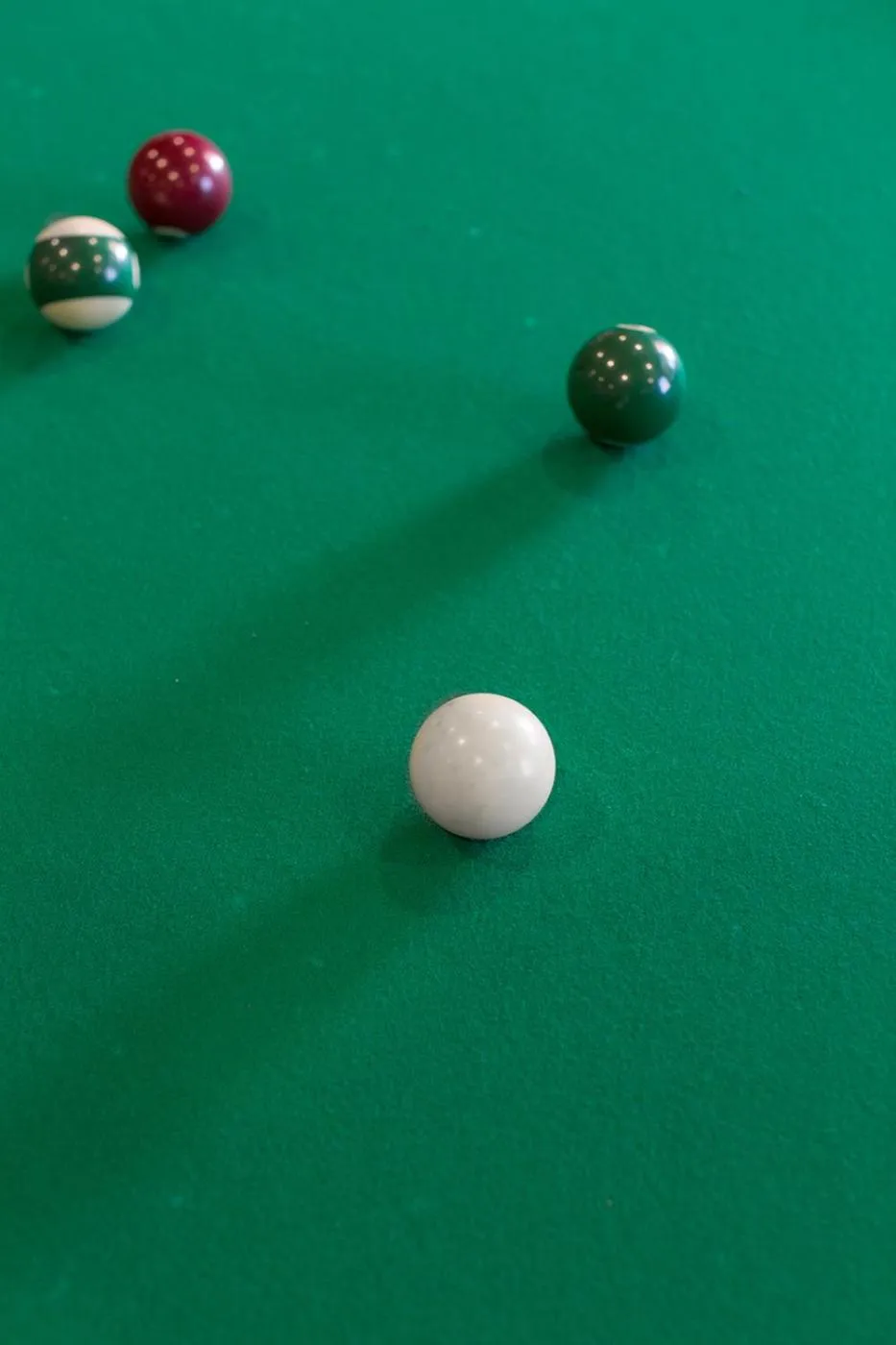 Billiard in Rogue Regency Inn & Suites