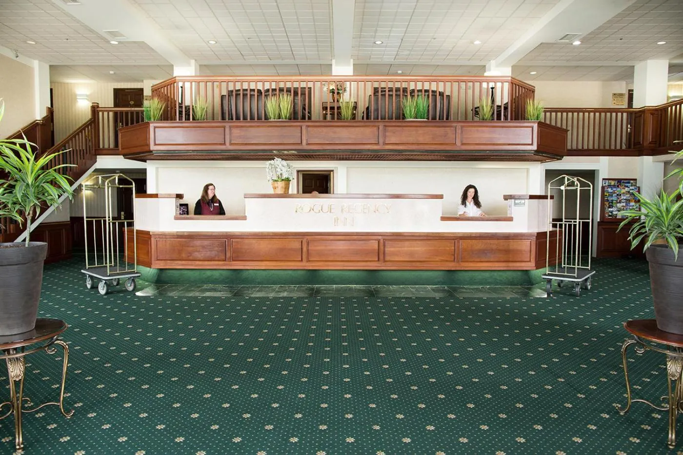 Lobby or reception in Rogue Regency Inn & Suites
