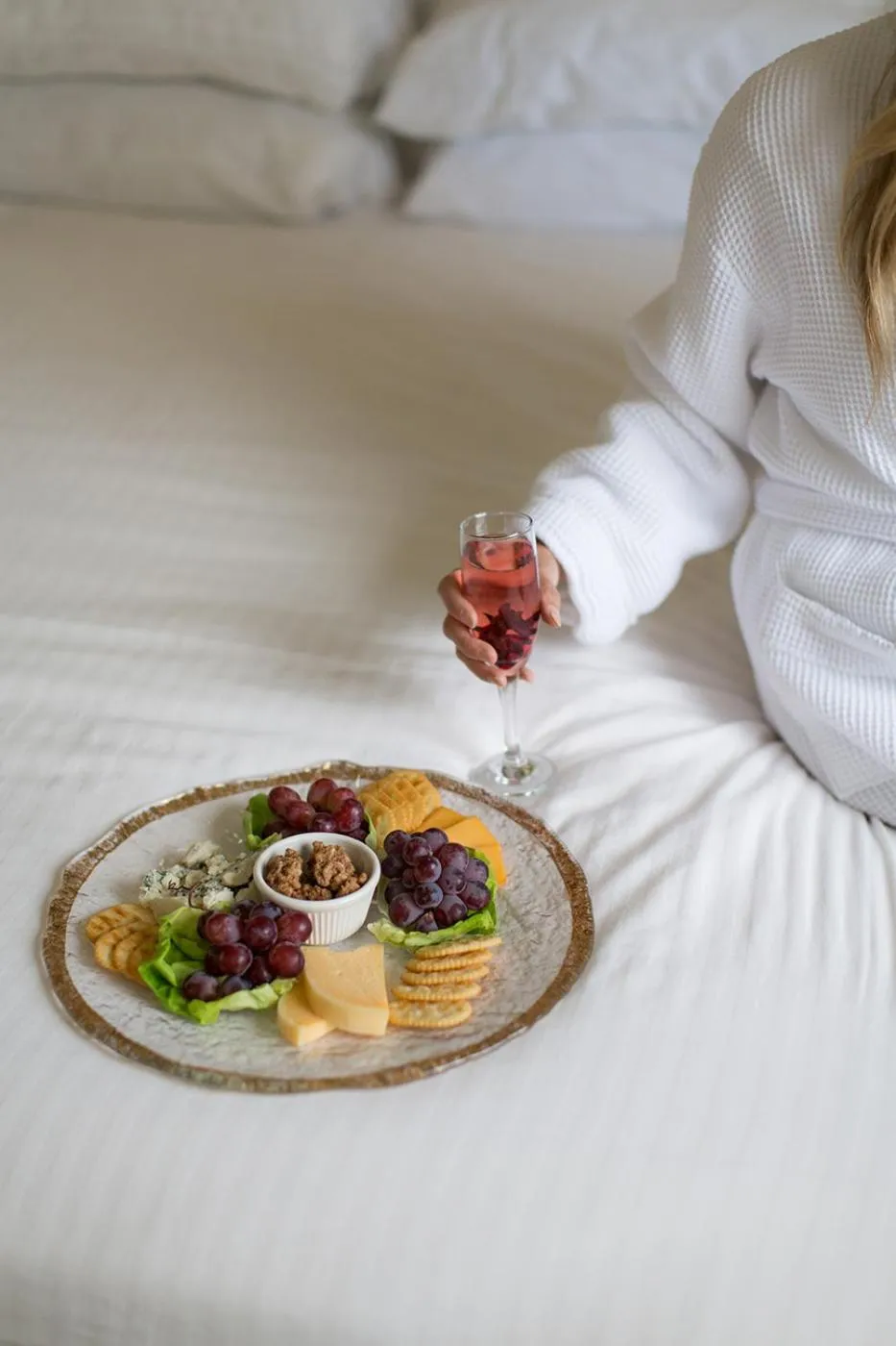 Rogue Regency Inn & Suites