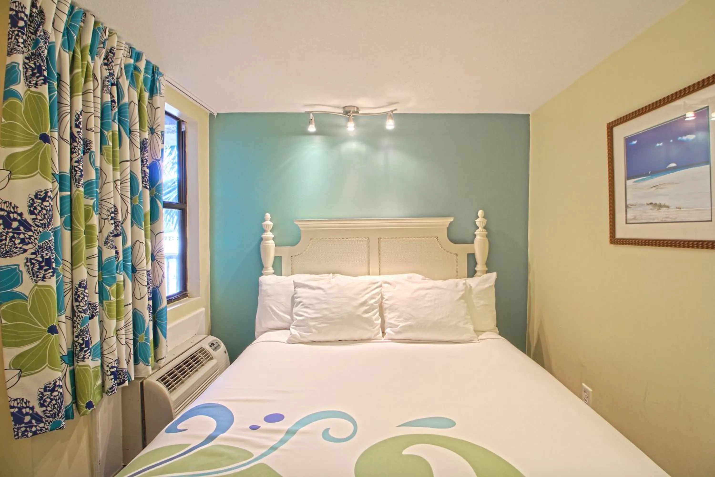 Bed in Peppertree By The Sea