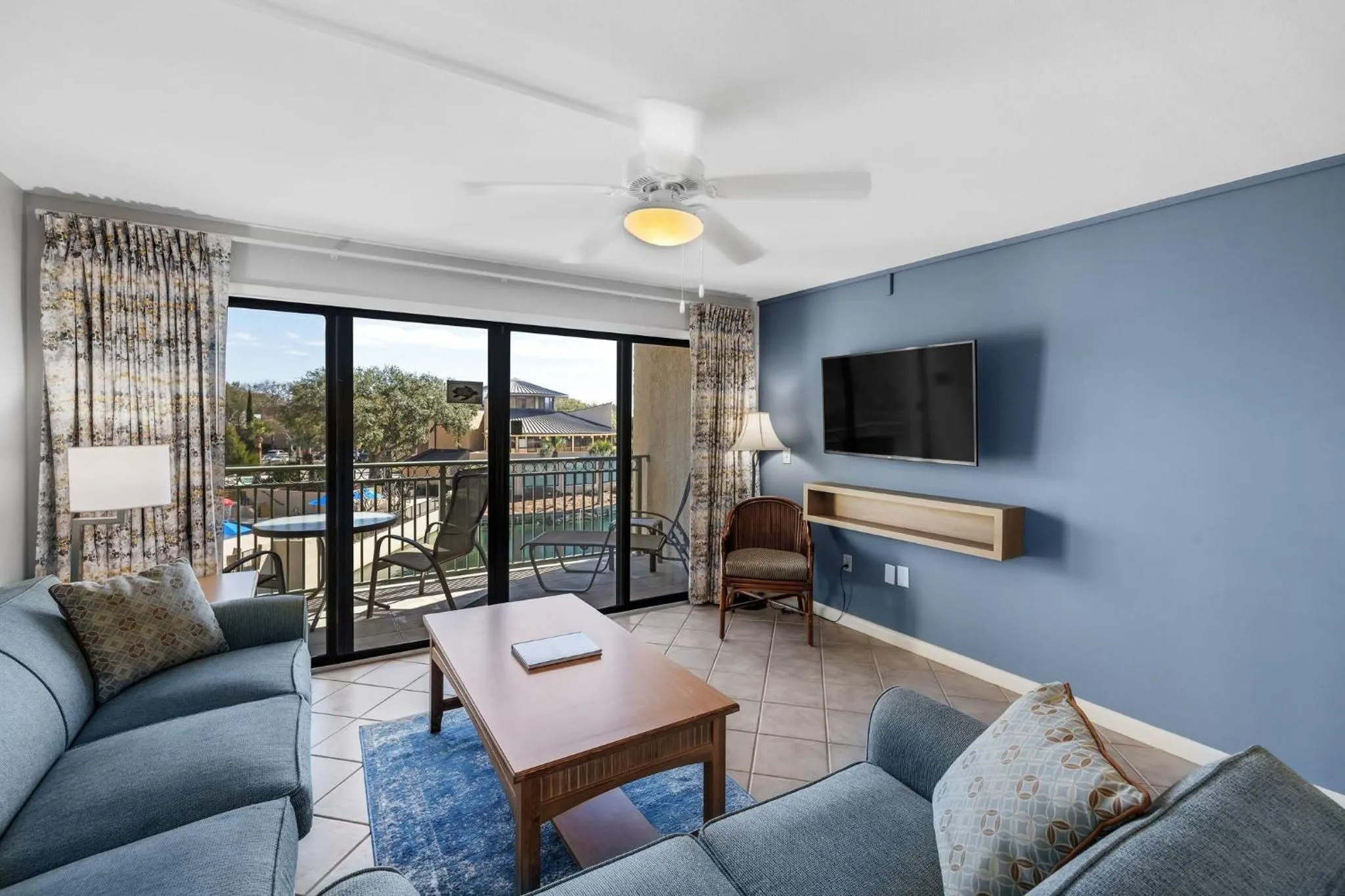 TV and multimedia in Ocean View at Island Club