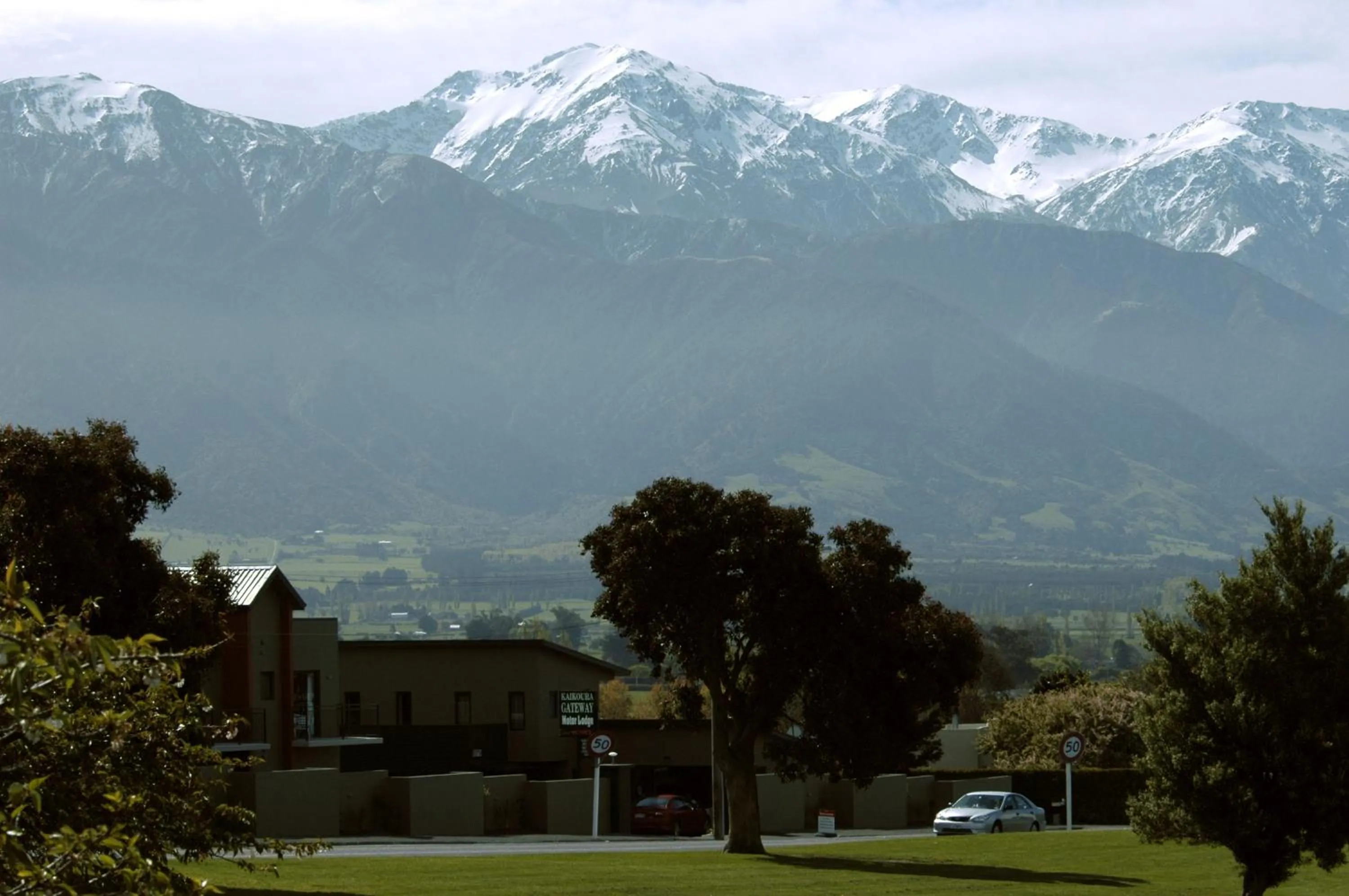 Natural landscape in Kaikoura Gateway Motor Lodge
